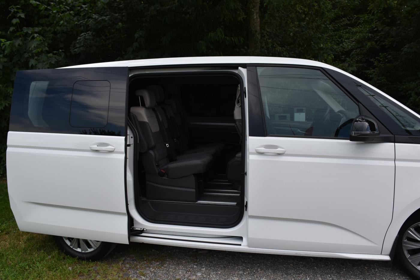 VW Multivan T7 2.0 TSI Life Edition DSG-image-4