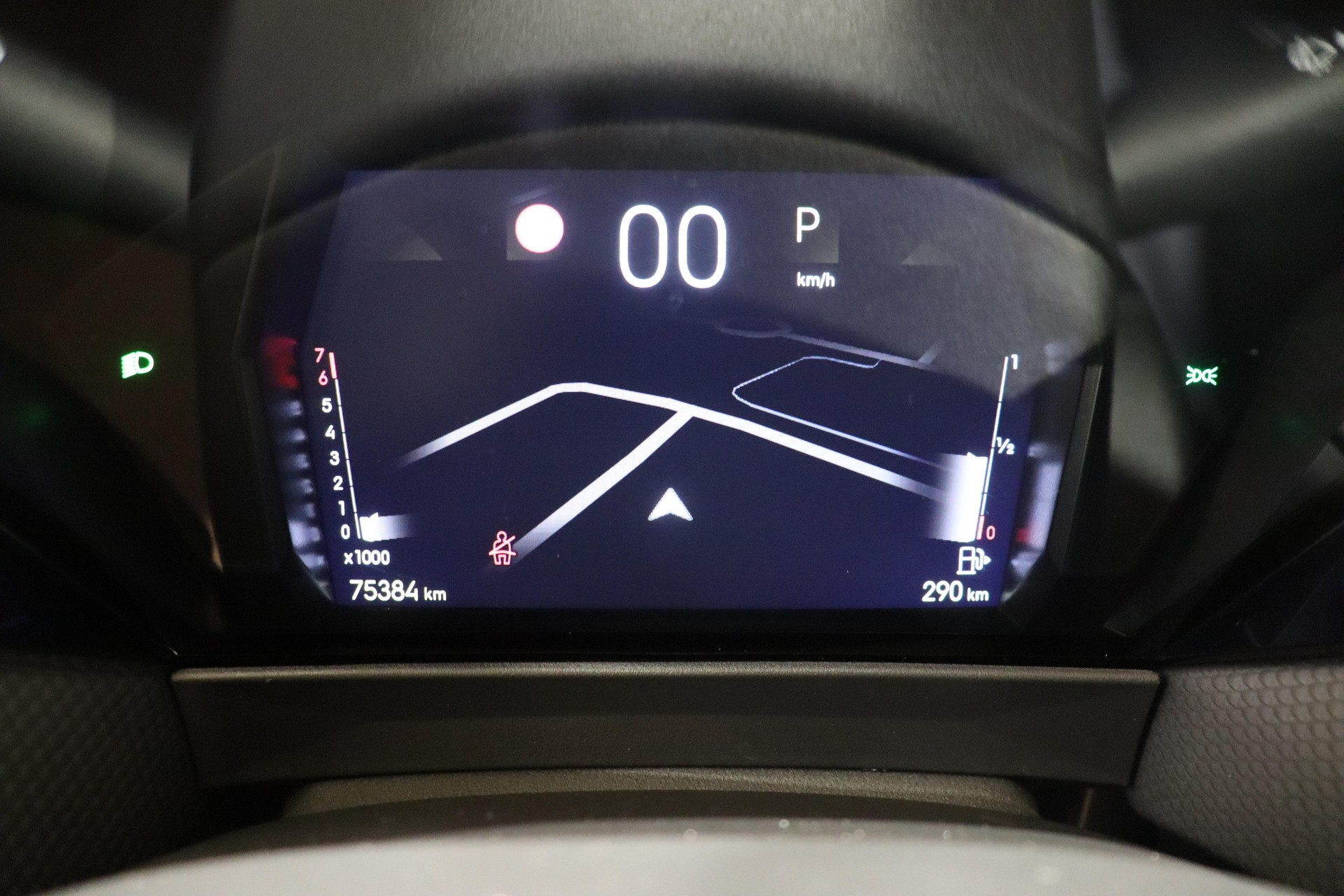 DS AUTOMOBILES 4 1.2 PureTech Trocadero-image-13