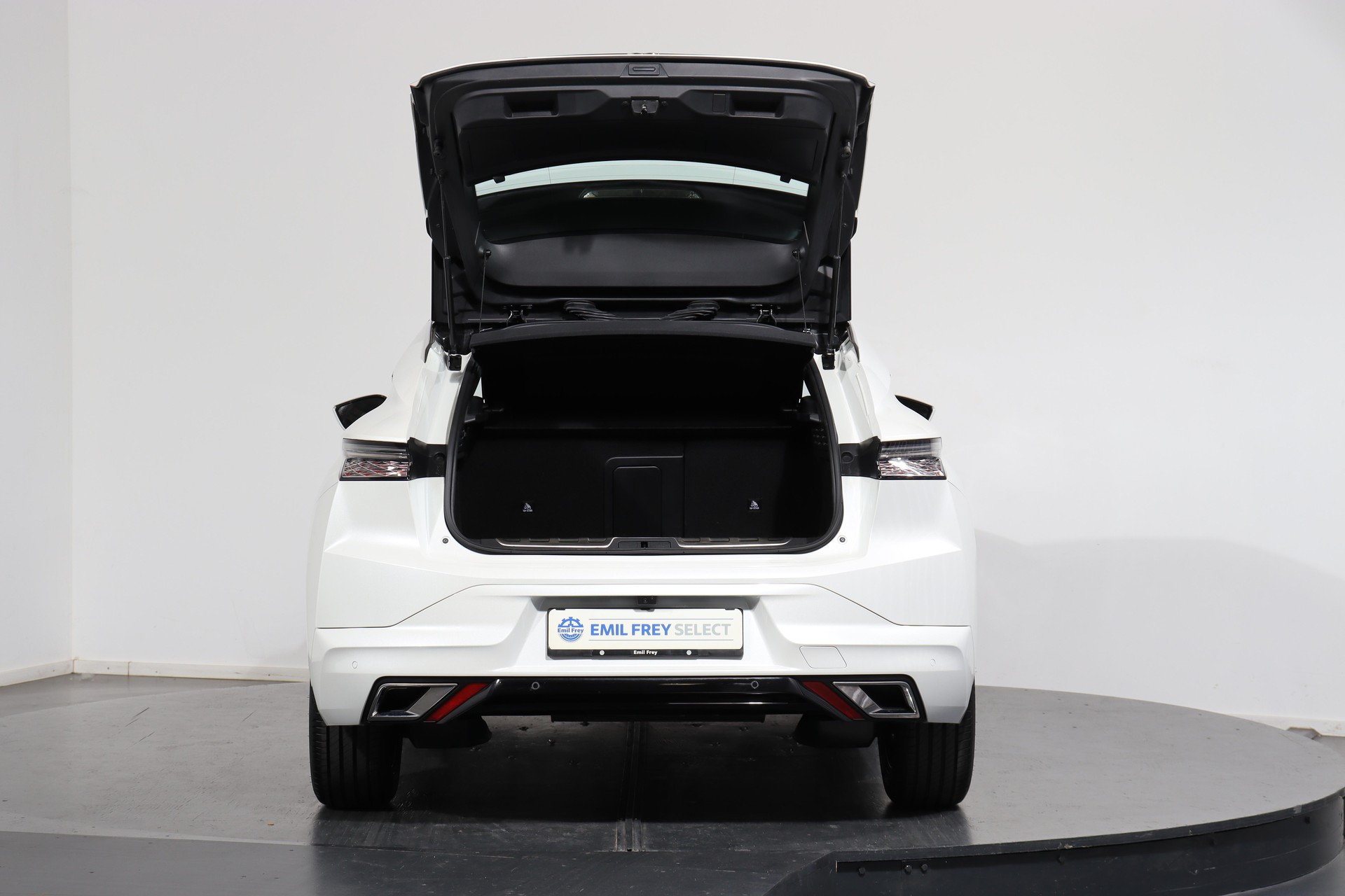 DS AUTOMOBILES 4 1.2 PureTech Trocadero-showroom-element-3