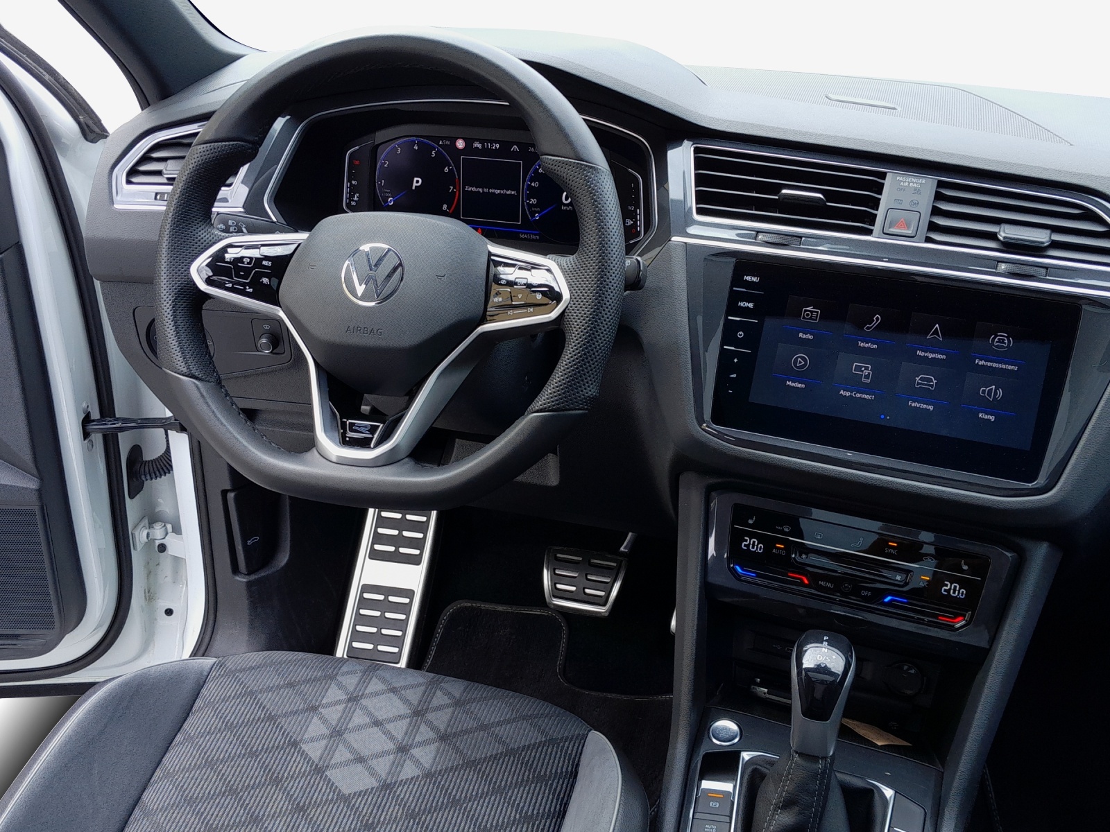 VW Tiguan 2.0TSI R-Line 4Motion DSG-image-8
