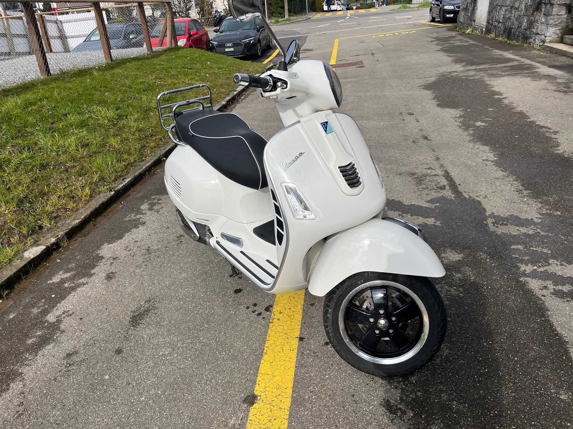 PIAGGIO Vespa GTS Super 125 i.e.-image-1