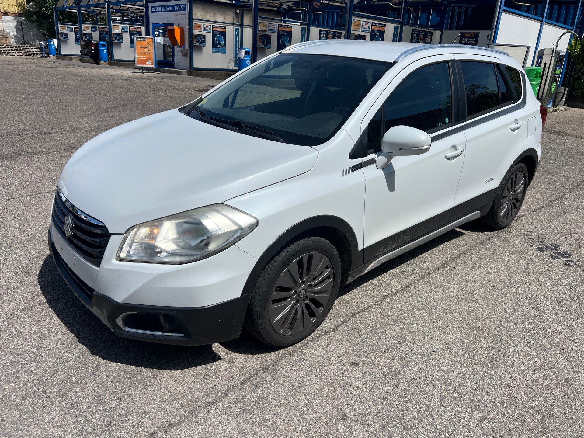 SUZUKI SX4 S-Cross 1.6 TD PizSulai Top 4WD TCSS