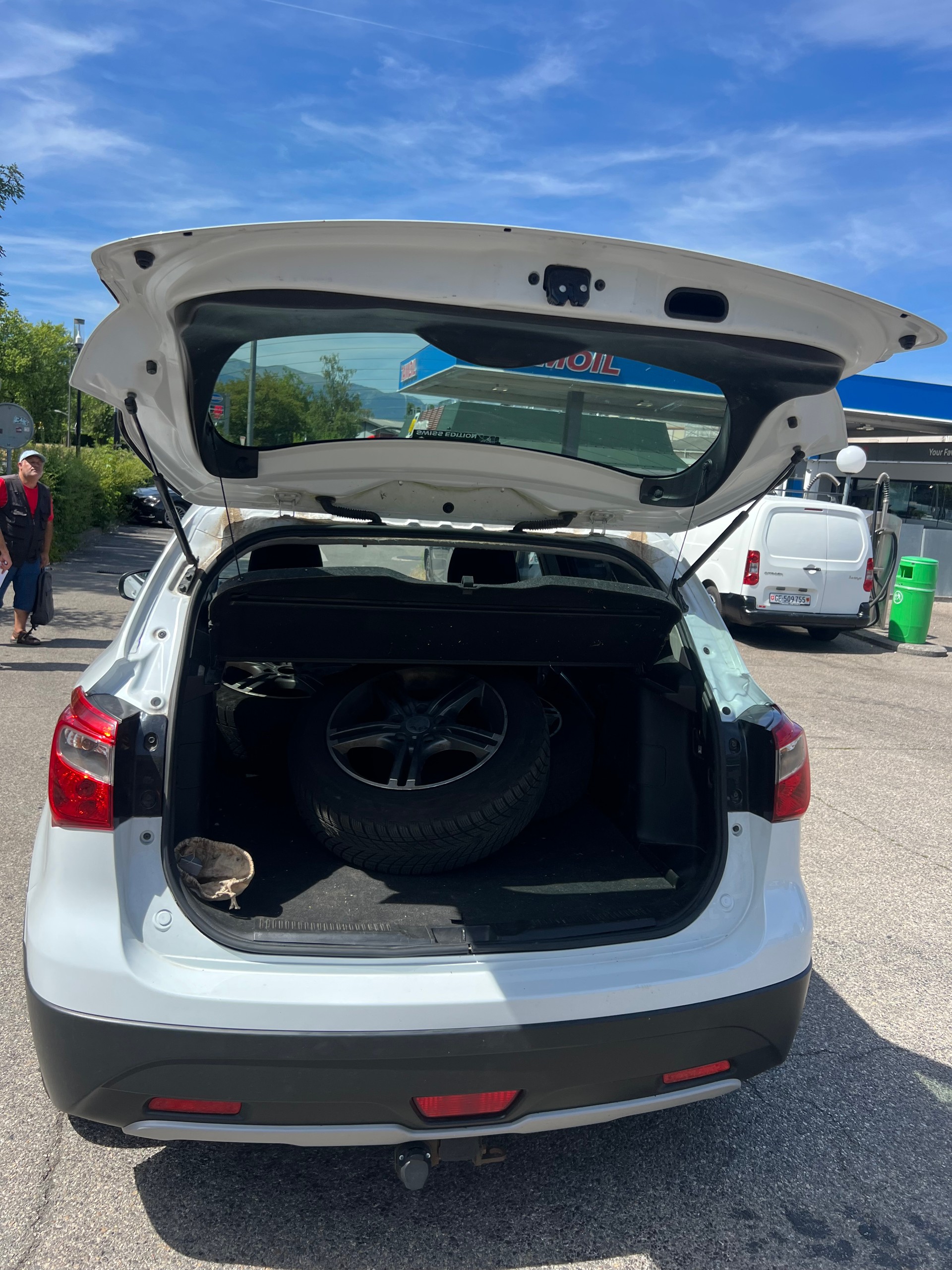 SUZUKI SX4 S-Cross 1.6 TD PizSulai Top 4WD TCSS-image-15