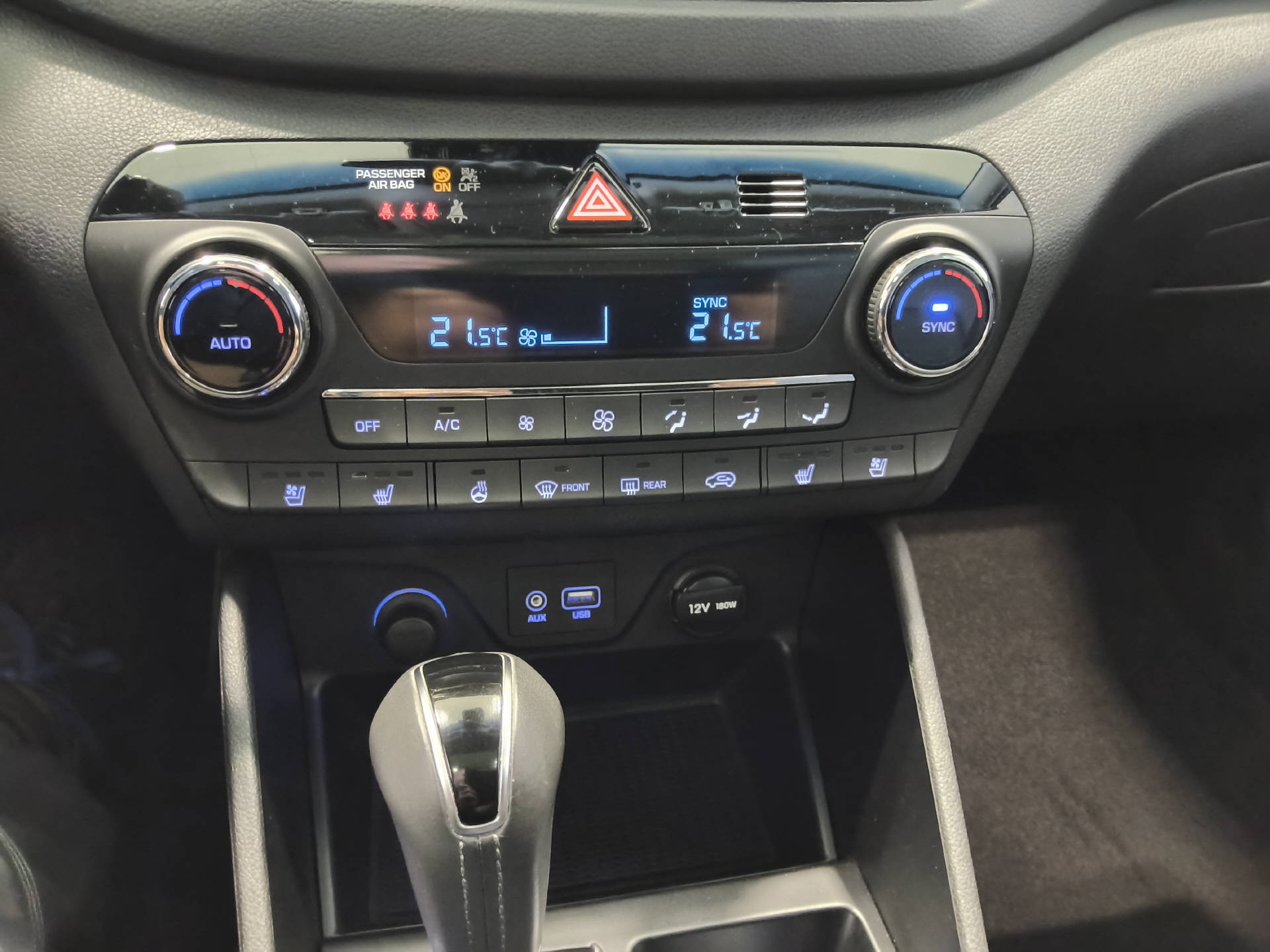 HYUNDAI Tucson 2.0 CRDi 185 Vertex 4WD-image-18