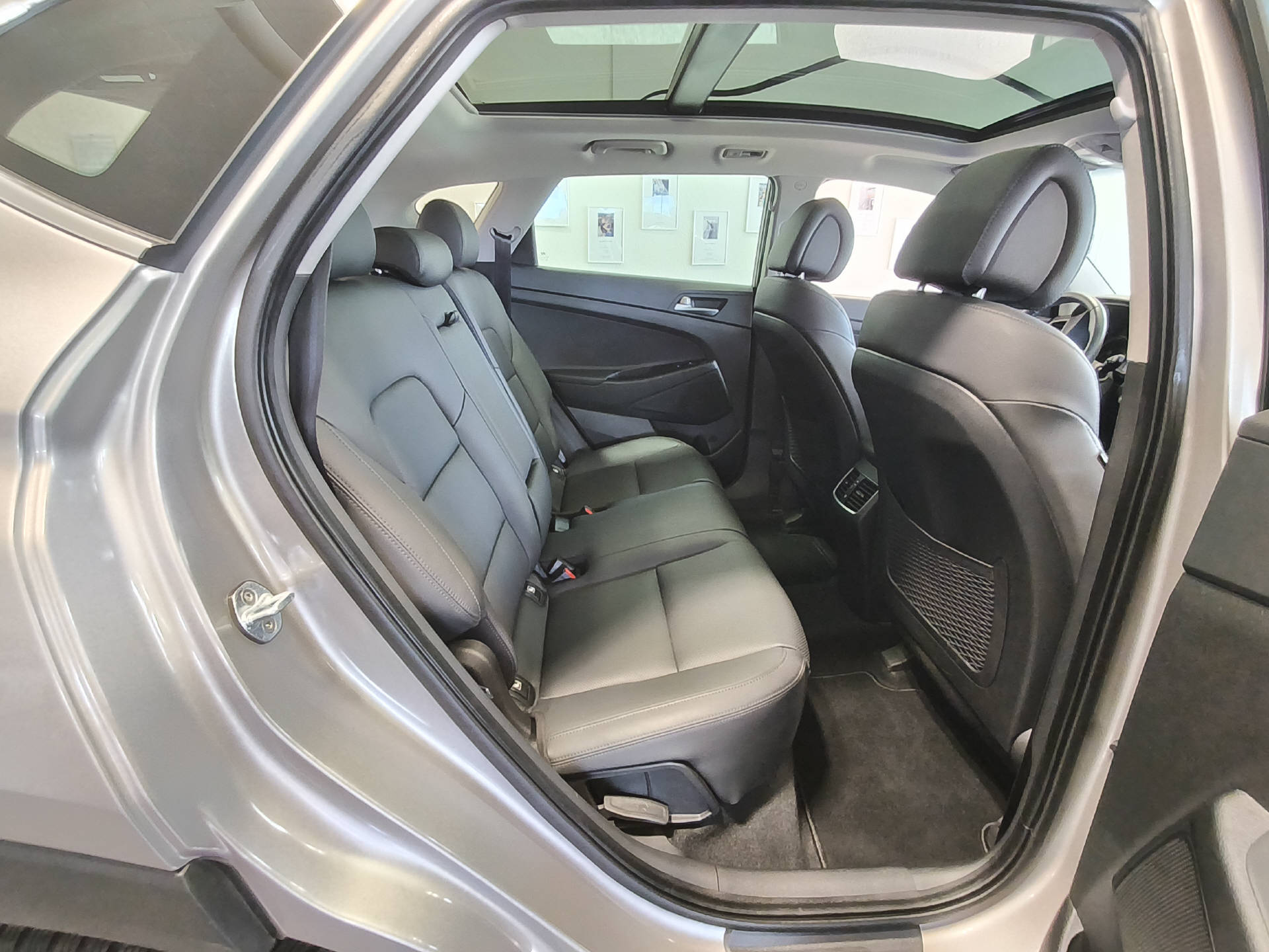HYUNDAI Tucson 2.0 CRDi 185 Vertex 4WD-image-12