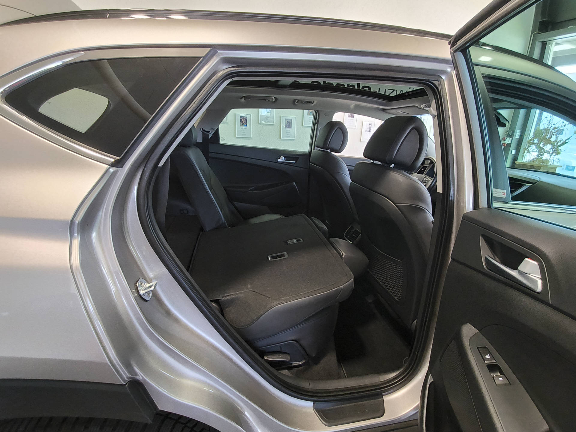 HYUNDAI Tucson 2.0 CRDi 185 Vertex 4WD-image-11