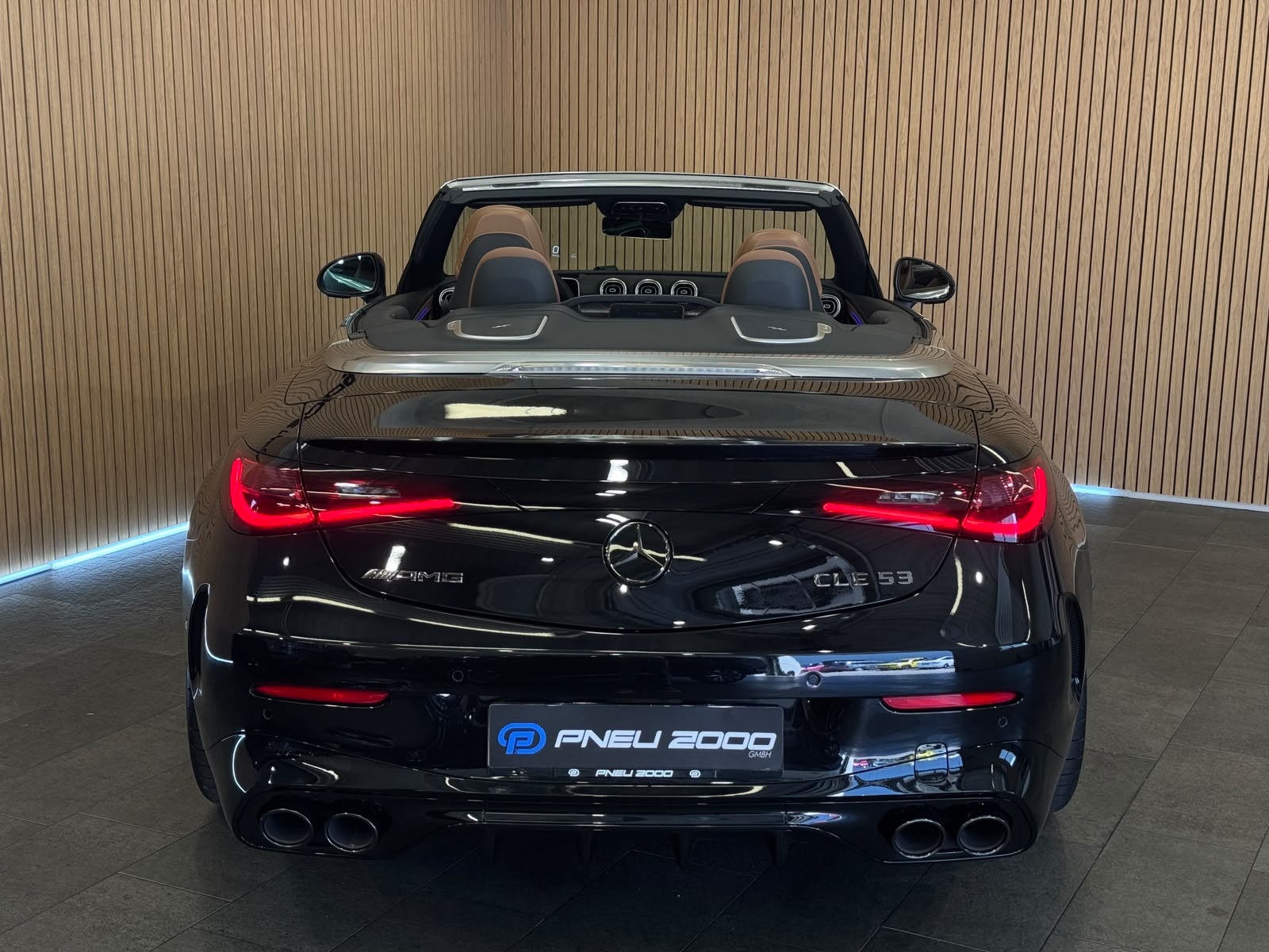MERCEDES-BENZ CLE AMG 53 Cabrio 4Matic+ 9G-Tronic-image-6