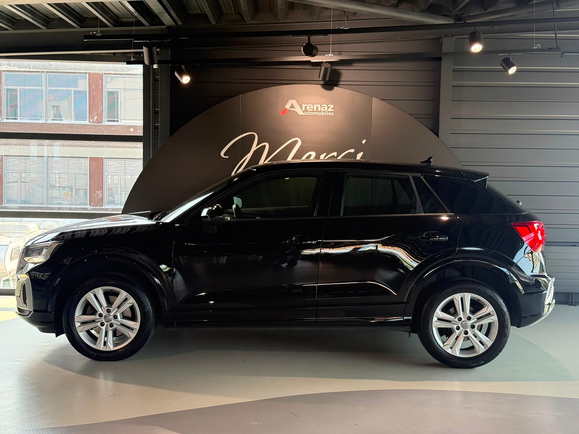 AUDI Q2 40 TFSI quattro S-tronic-showroom-element-3