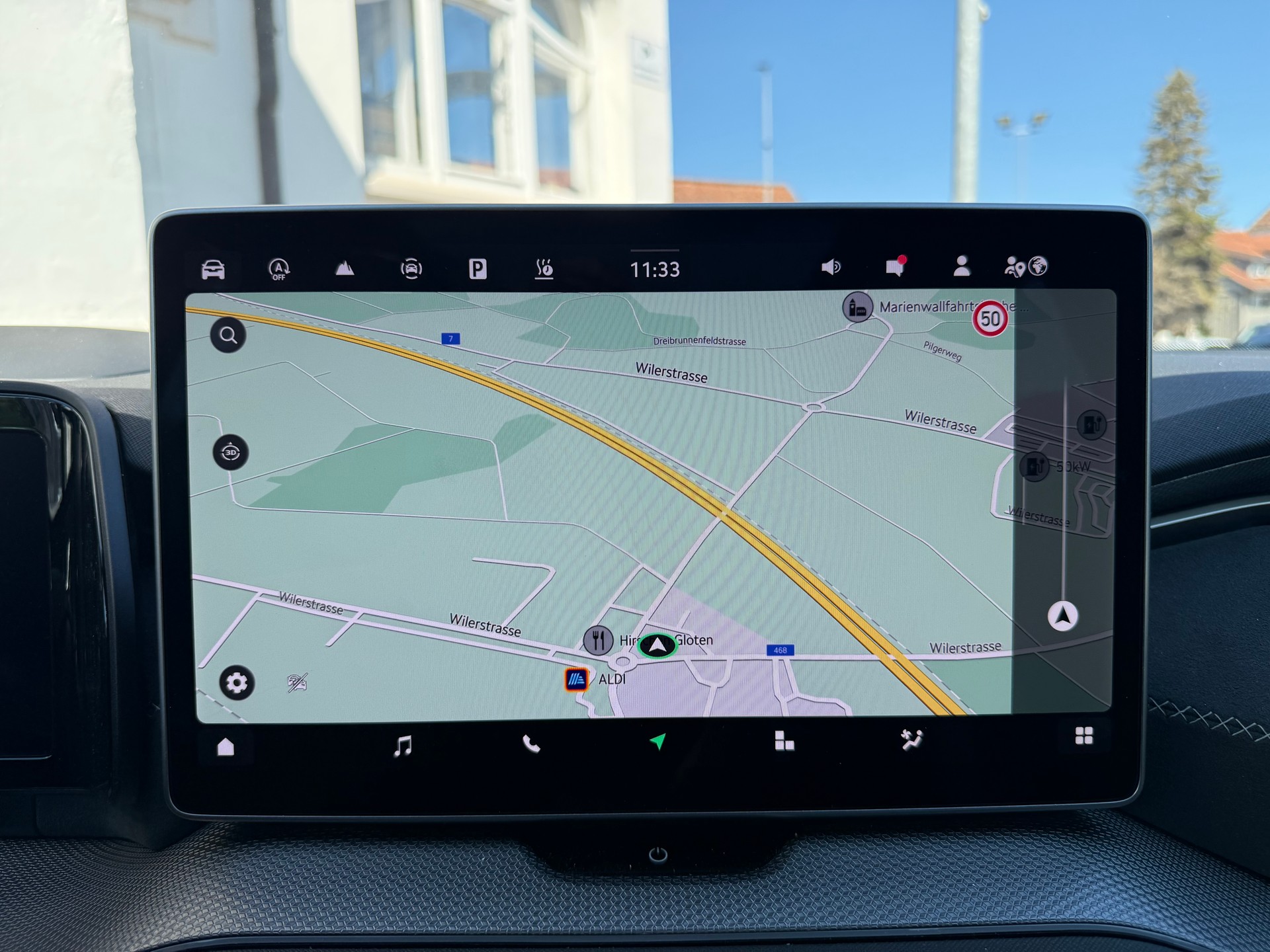 SKODA Kodiaq 2.0 TSI SportLine 4x4 7 SITZER-image-18
