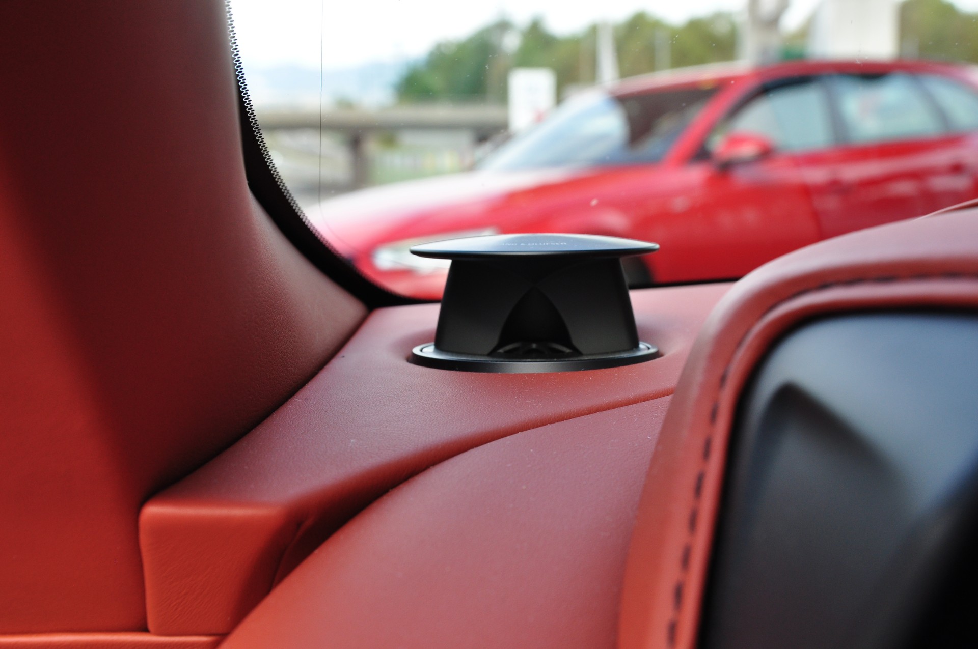 ASTON MARTIN DBS Coupé Superleggera-image-20