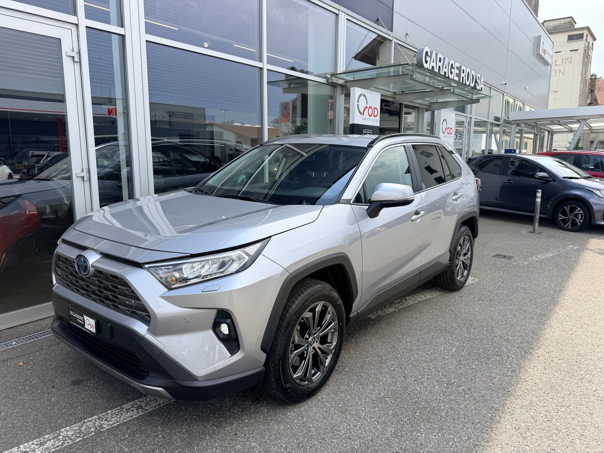 TOYOTA RAV-4 2.5 HSD Trend e-CVT 4WD