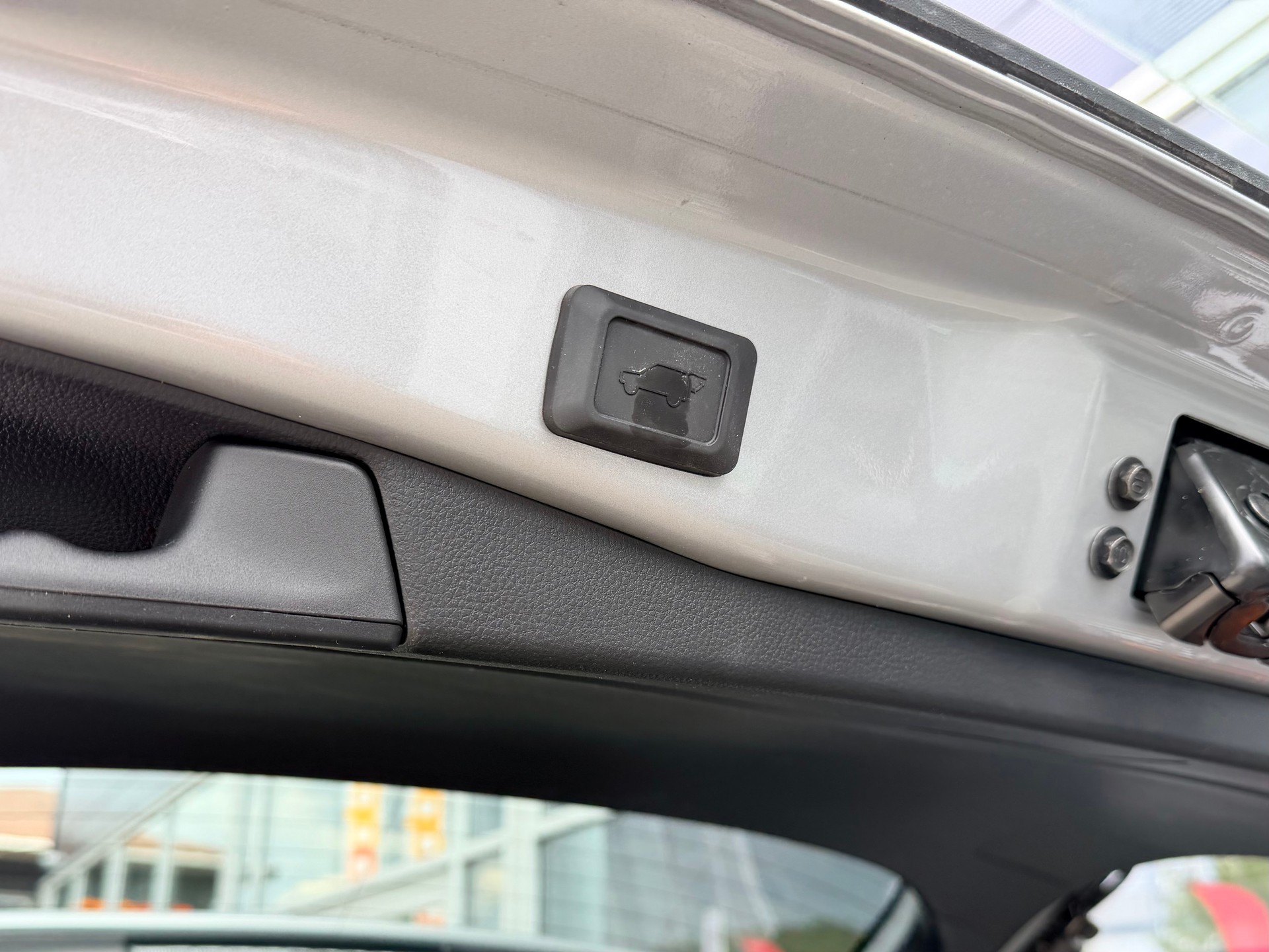 TOYOTA RAV-4 2.5 HSD Trend e-CVT 4WD-image-6