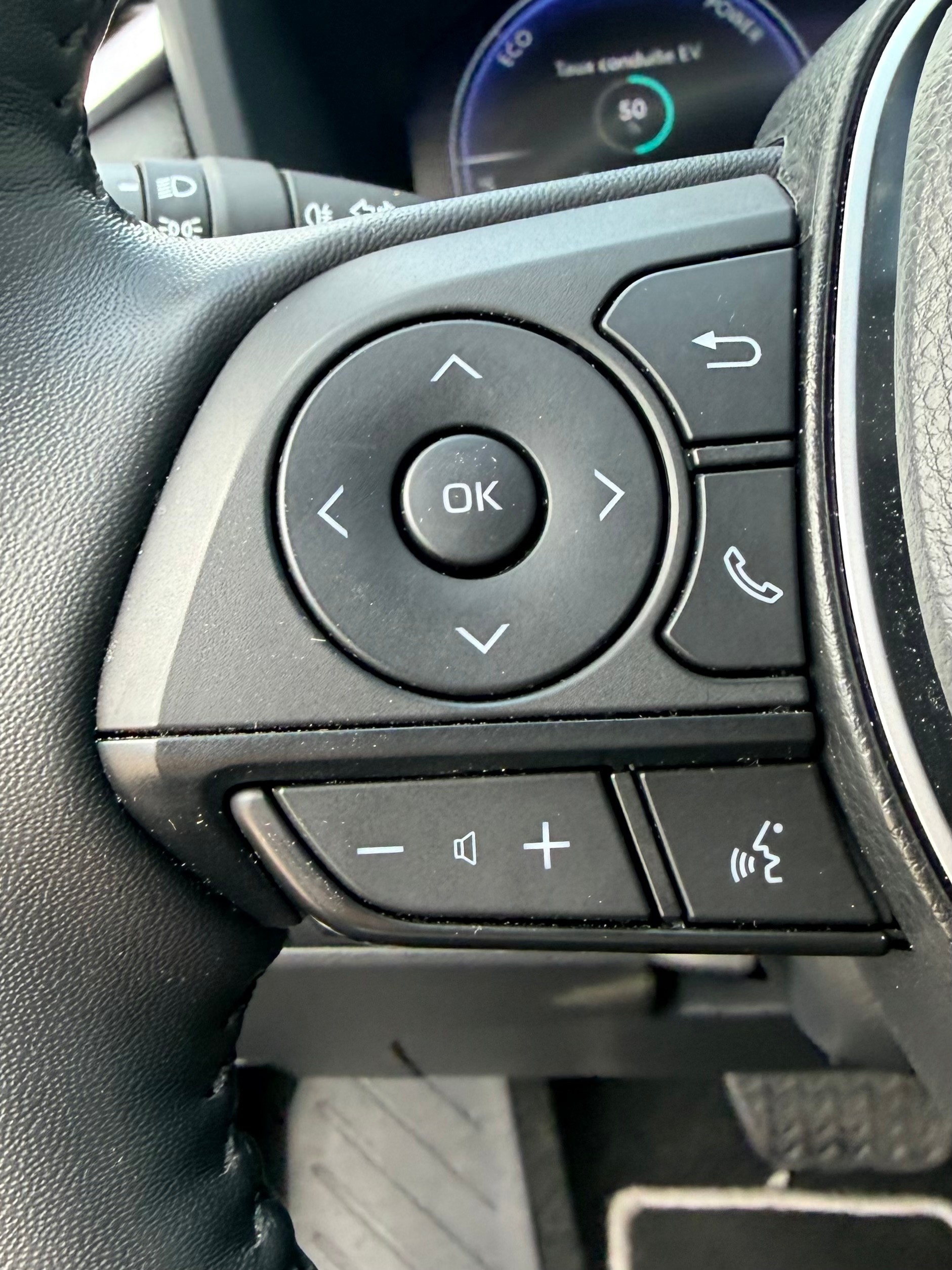 TOYOTA RAV-4 2.5 HSD Trend e-CVT 4WD-image-20