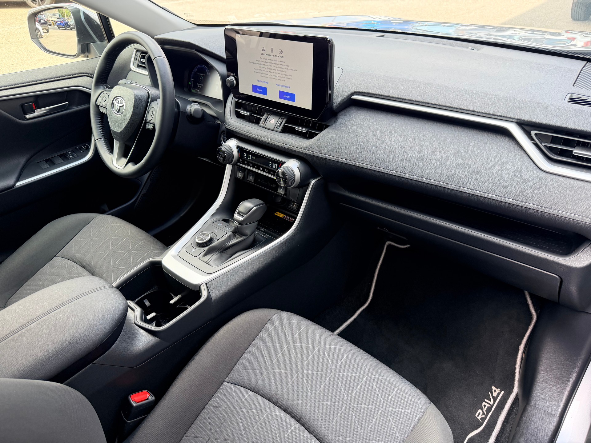 TOYOTA RAV-4 2.5 HSD Trend e-CVT 4WD-image-9