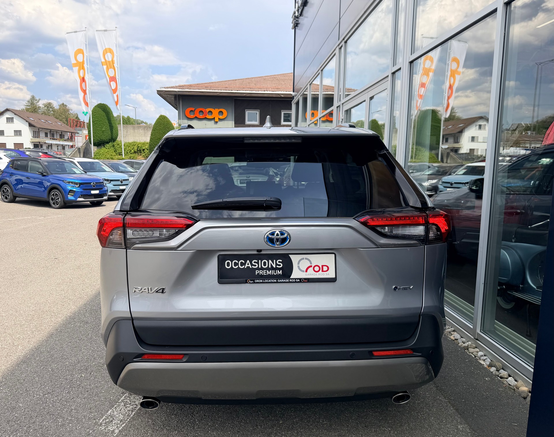 TOYOTA RAV-4 2.5 HSD Trend e-CVT 4WD-image-4