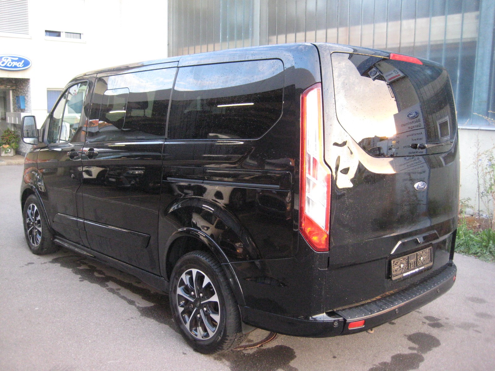 FORD Tourneo Custom 310 L1H1 Sport SelectShift A-image-2