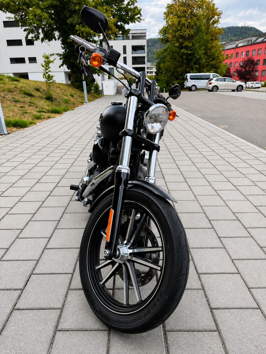HARLEY-DAVIDSON FXDBC Dyna Street Bob Special 103 ABS-image-3