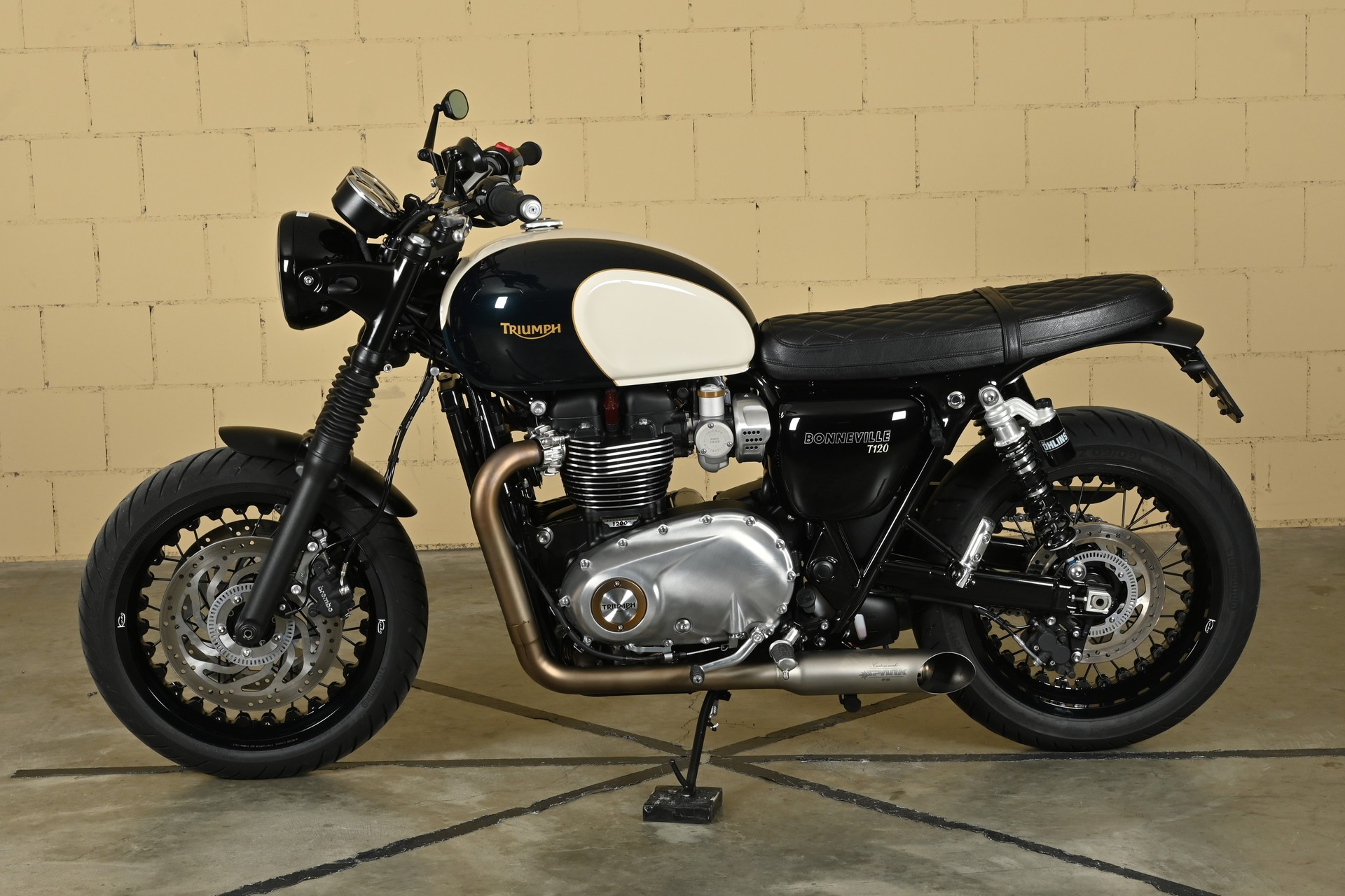 TRIUMPH Bonneville T120-image-6