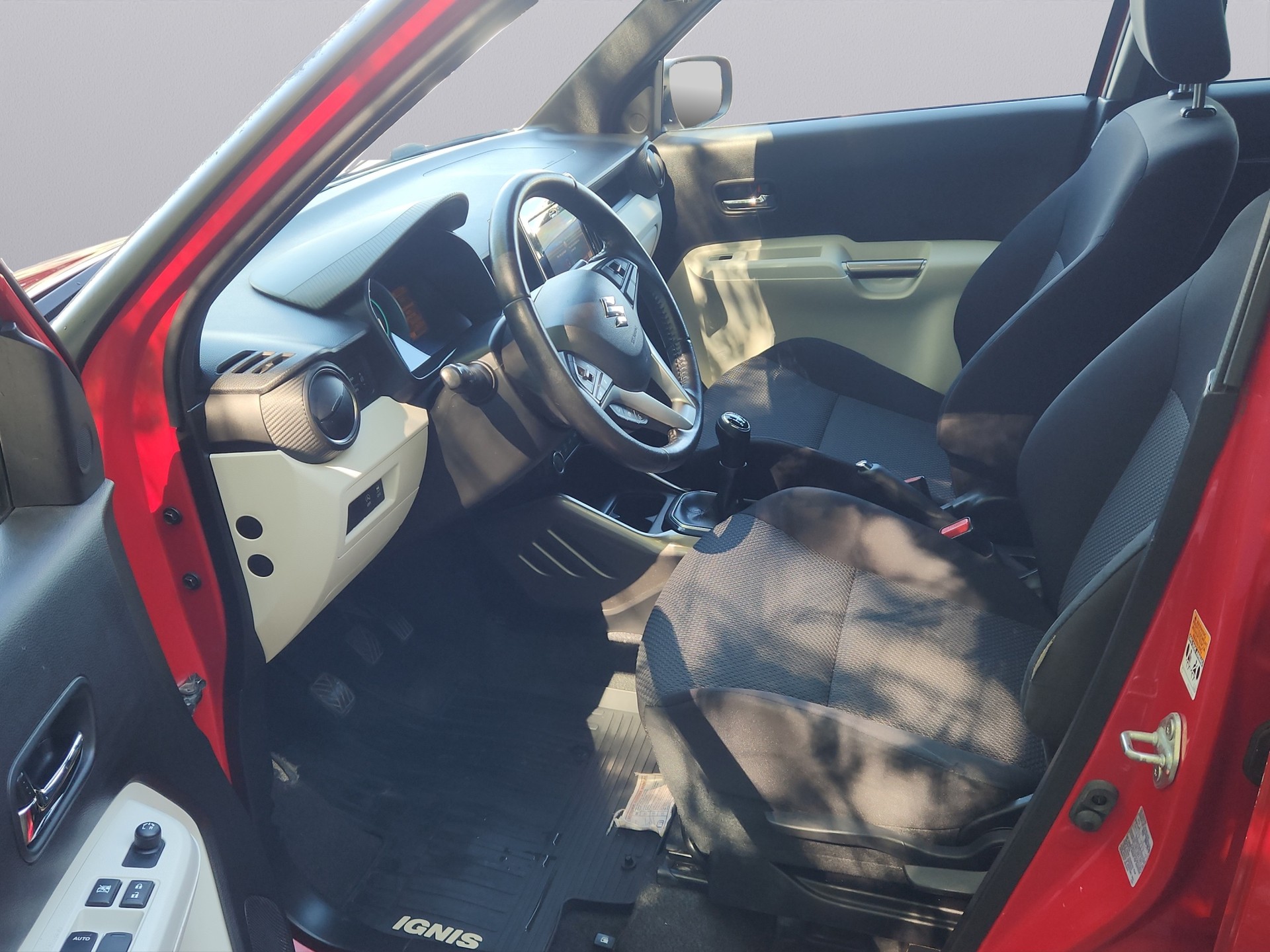 SUZUKI Ignis 1.2i Compact Top Hybrid 4x4-image-8