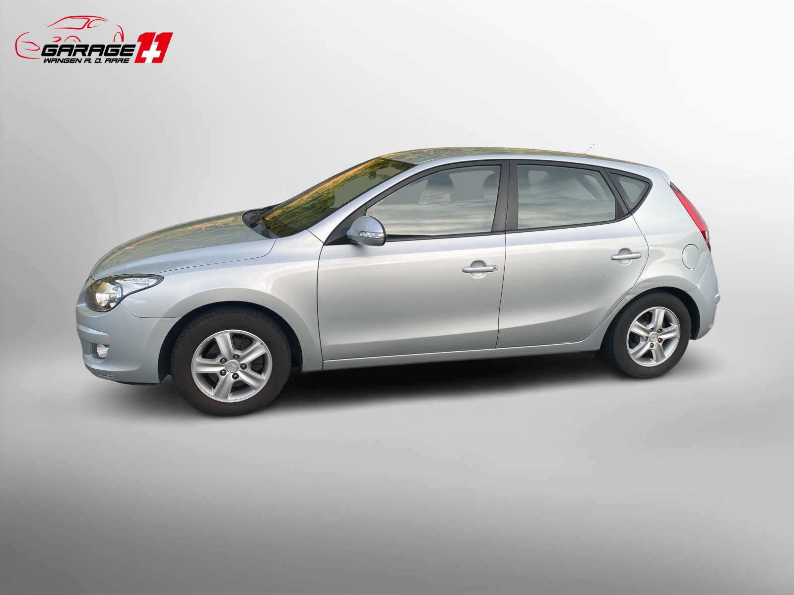 HYUNDAI i30 1.6 Swiss Plus Edition Automatic-showroom-element-1