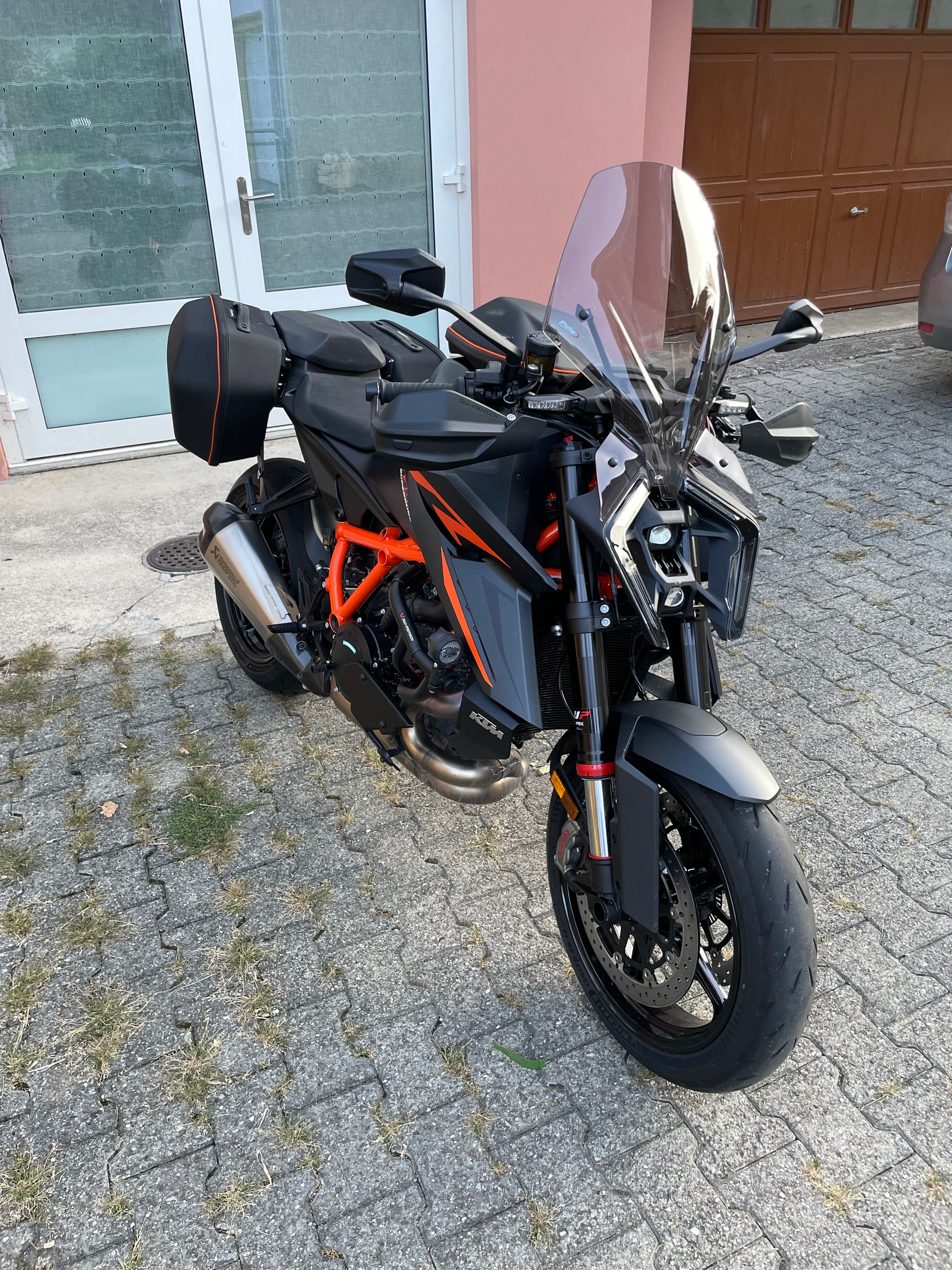 KTM 1390 Super Duke R-image-0