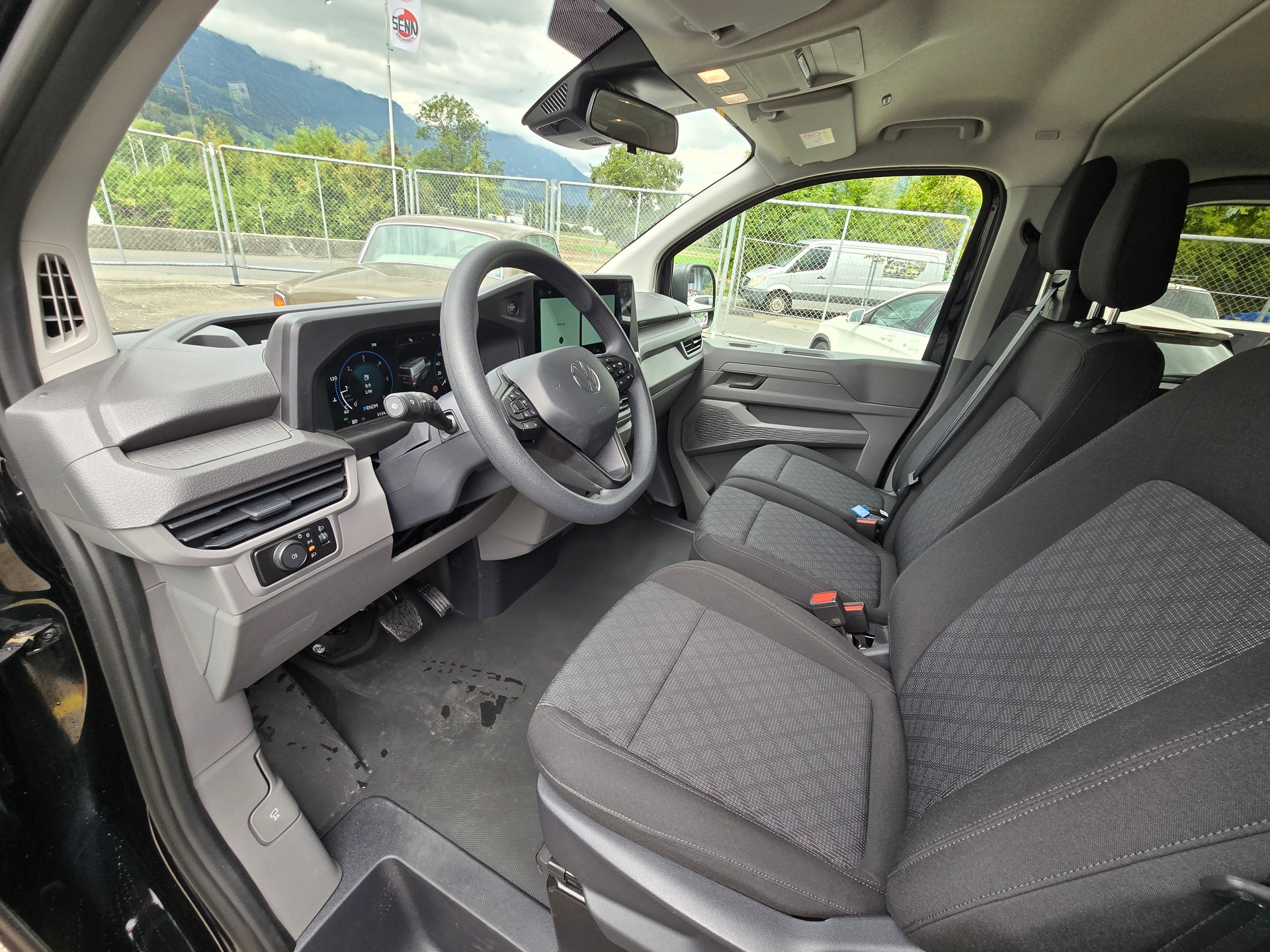 VW Multivan 2.0 TDI DSG Lang **ANHÄNGER KUPPLUNG** GRATIS SERVICE bis 100 000 Km-image-8