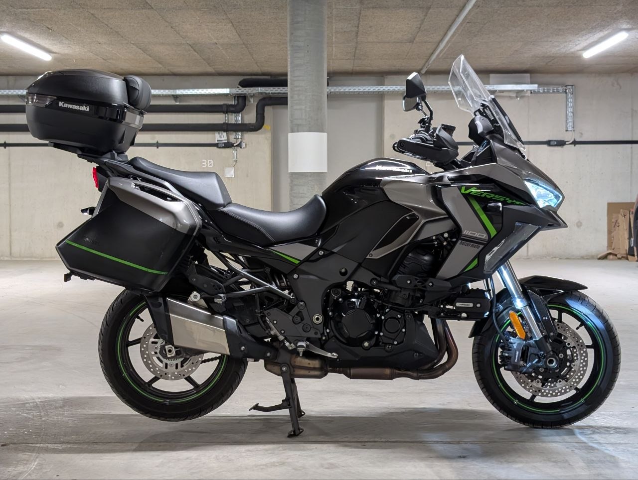 KAWASAKI Versys 1100 SE Grand Tourer-image-4