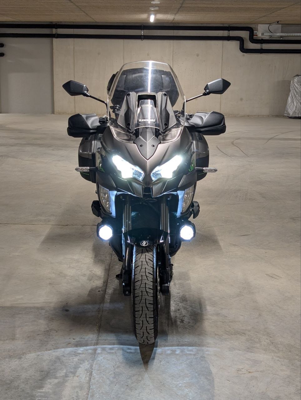 KAWASAKI Versys 1100 SE Grand Tourer-image-1