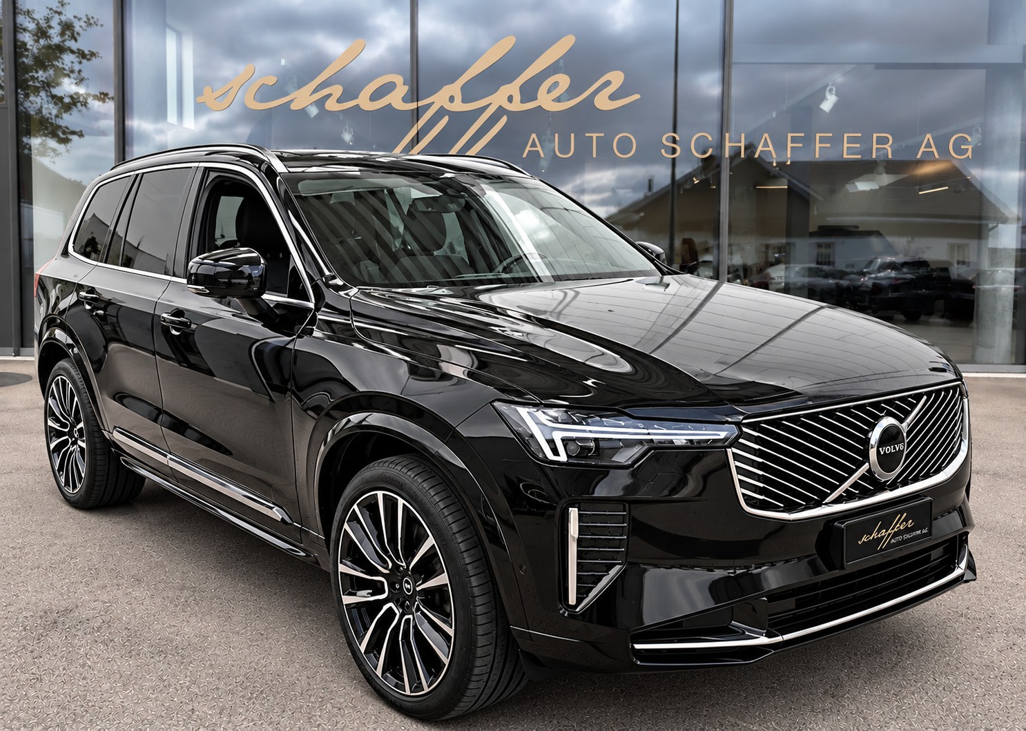 VOLVO XC90 B5 Benzin Mild Hybrid AWD Ultra Bright Geartronic *Bowers&Wilkins*-showroom-element-1