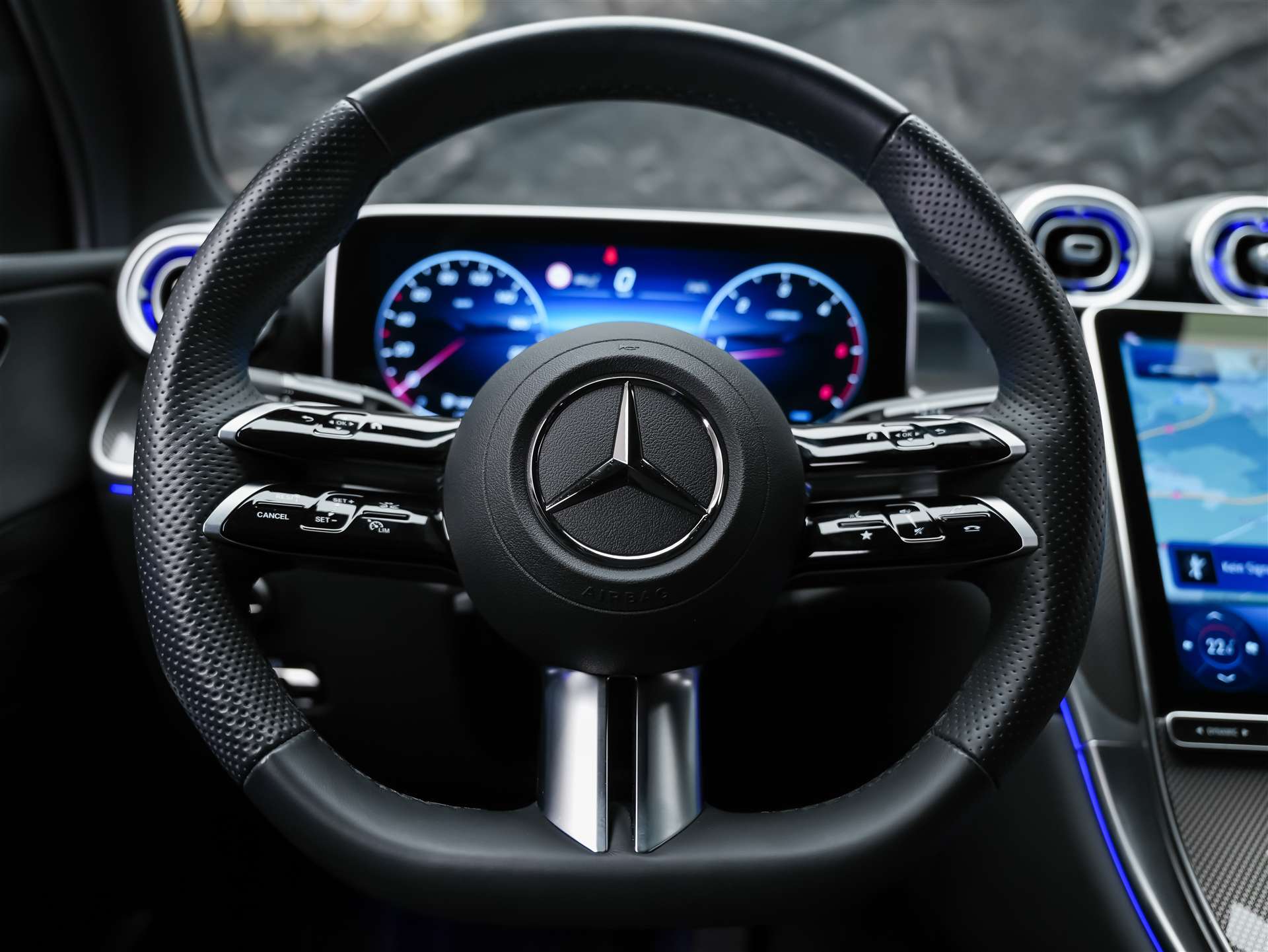 MERCEDES-BENZ GLC Coupé 220 d 4Matic AMG Line 9G-Tronic *Werksgarantie*21" Felgen*360° Kamera*AHK*-image-25