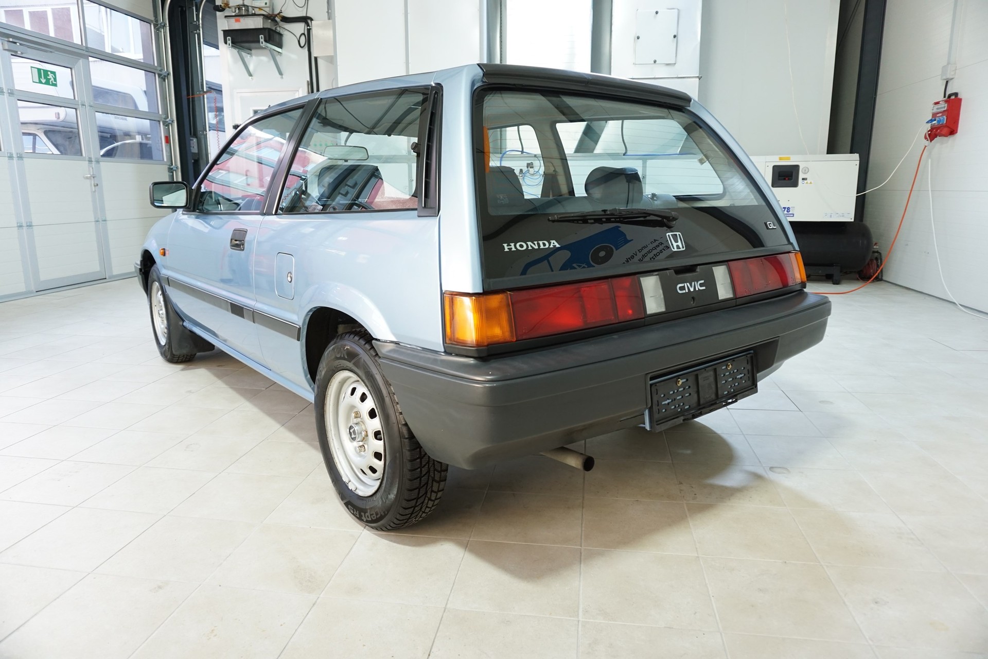 HONDA Civic 1.5 GL-showroom-element-2