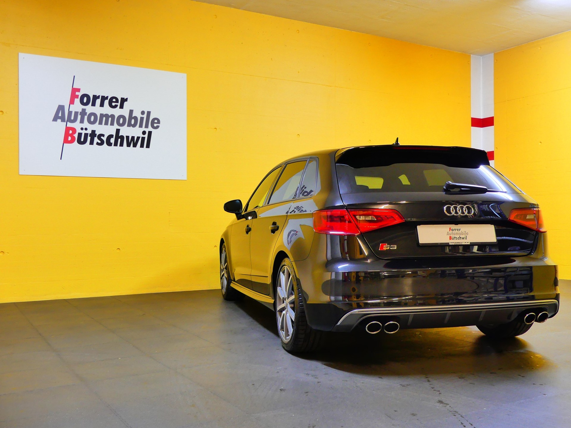 AUDI S3 Sportback 2.0 TFSI quattro S-tronic-image-3