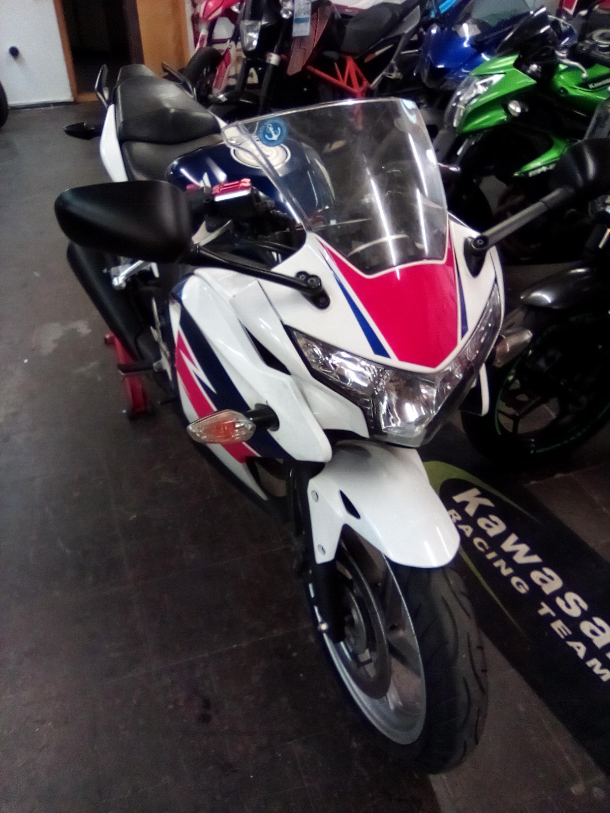 HONDA CBR 250 RA-image-7