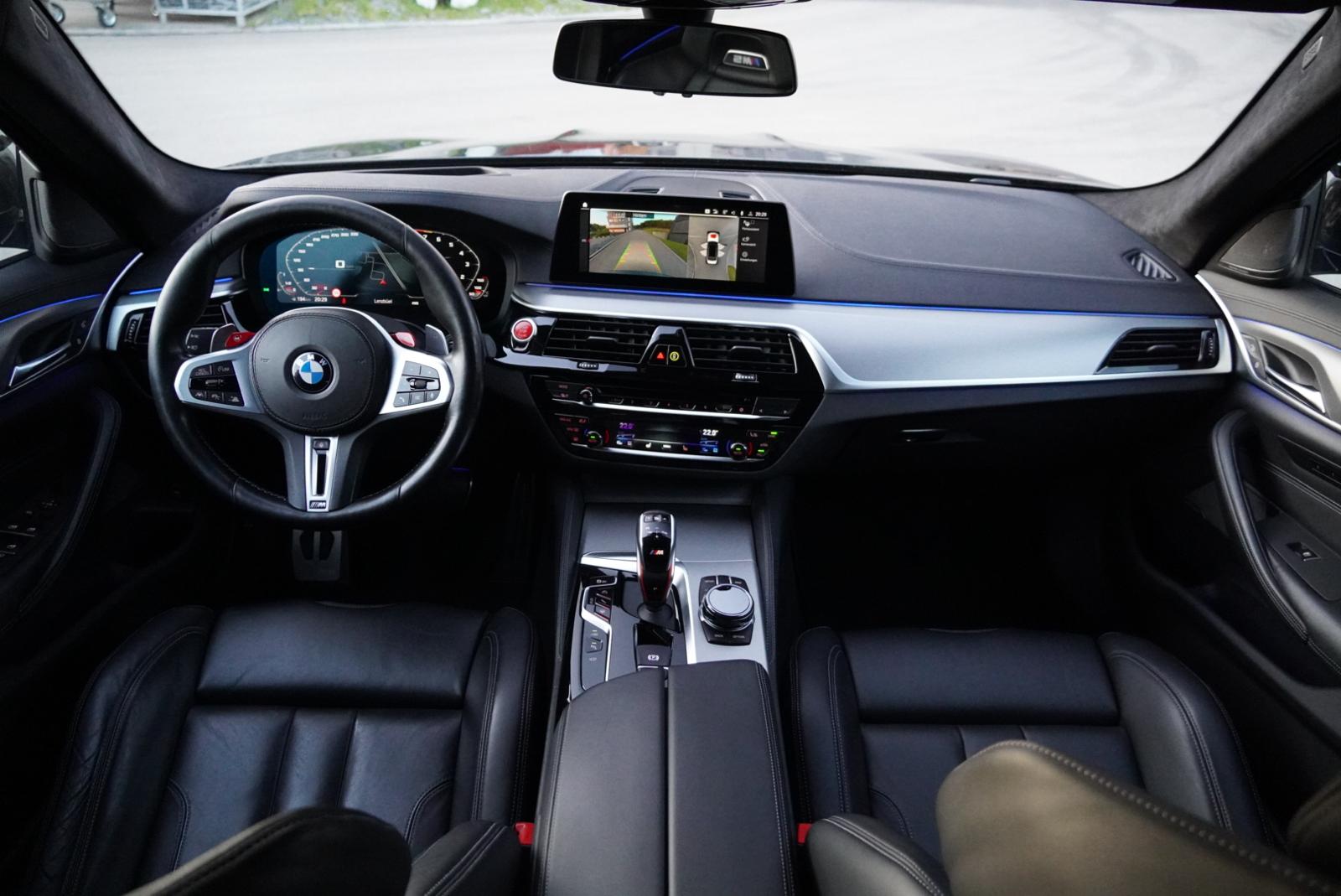 BMW M5 xDrive Competition Drivelogic Singapur Grau-image-8