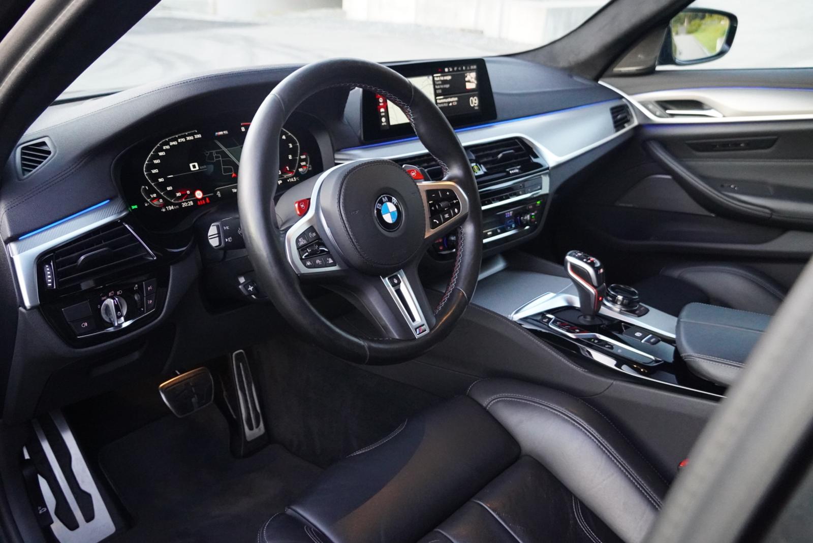 BMW M5 xDrive Competition Drivelogic Singapur Grau-image-10