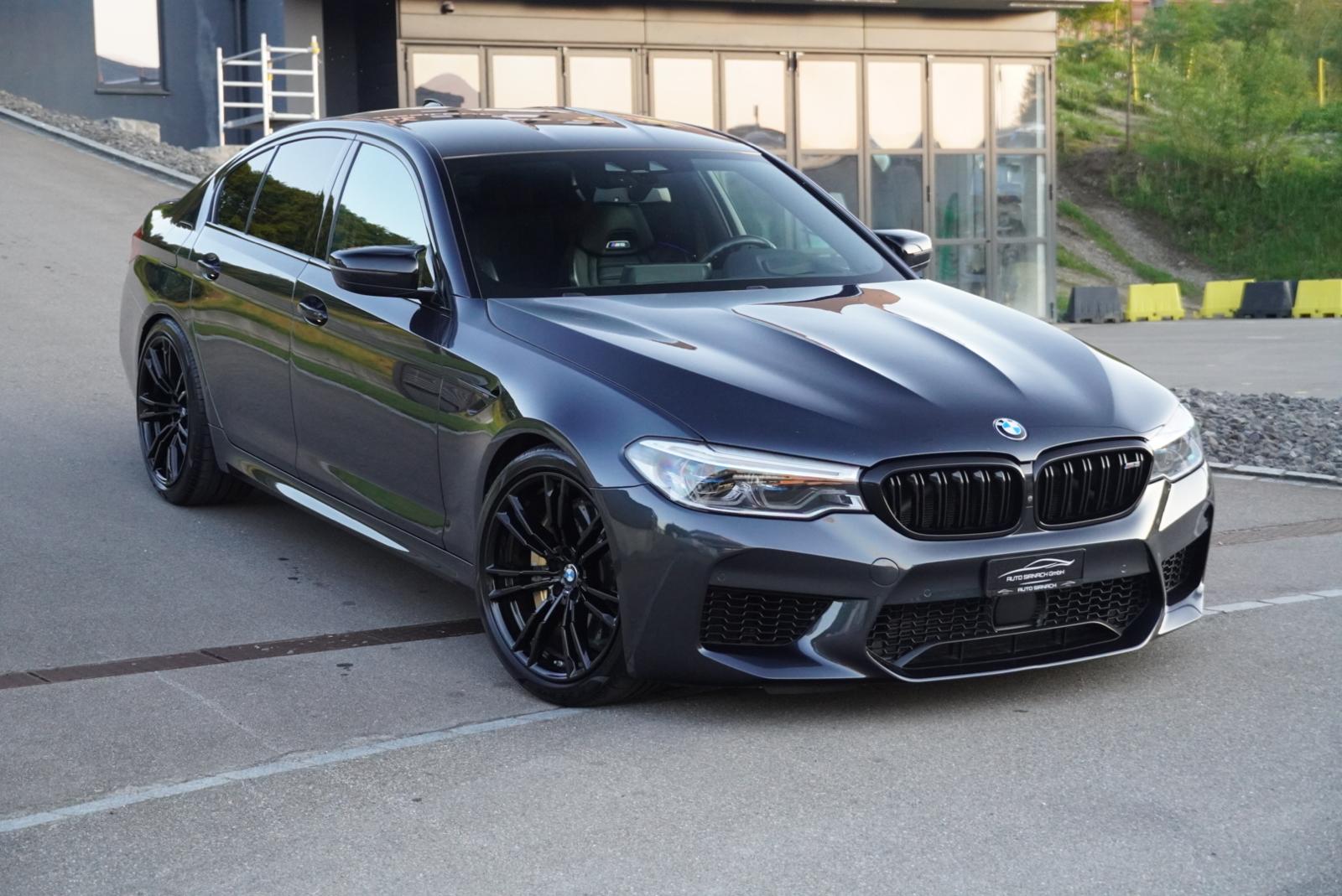 BMW M5 xDrive Competition Drivelogic Singapur Grau