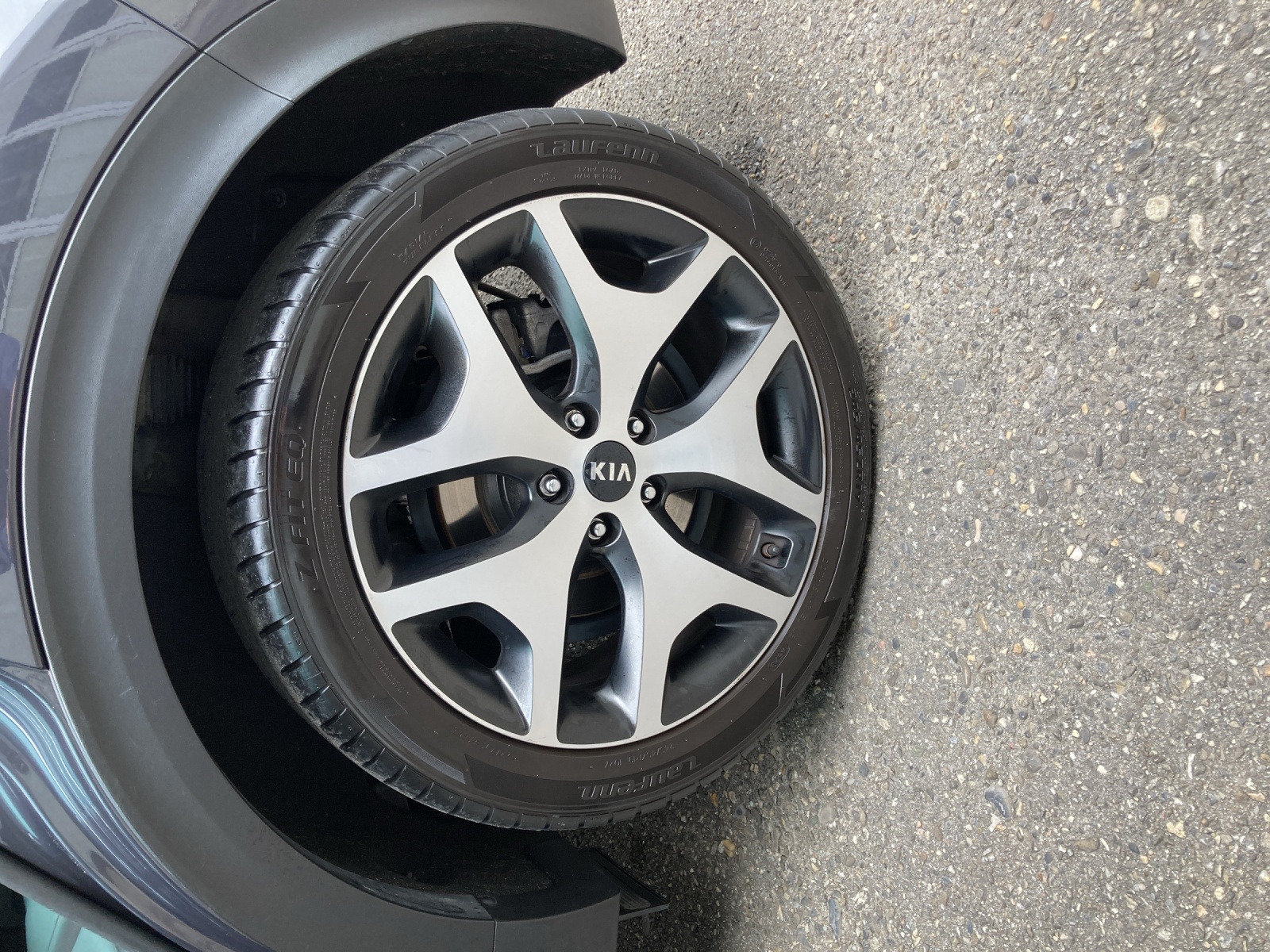 KIA Sportage 2.0CRDi Style GT Line 4WD Automat-image-9