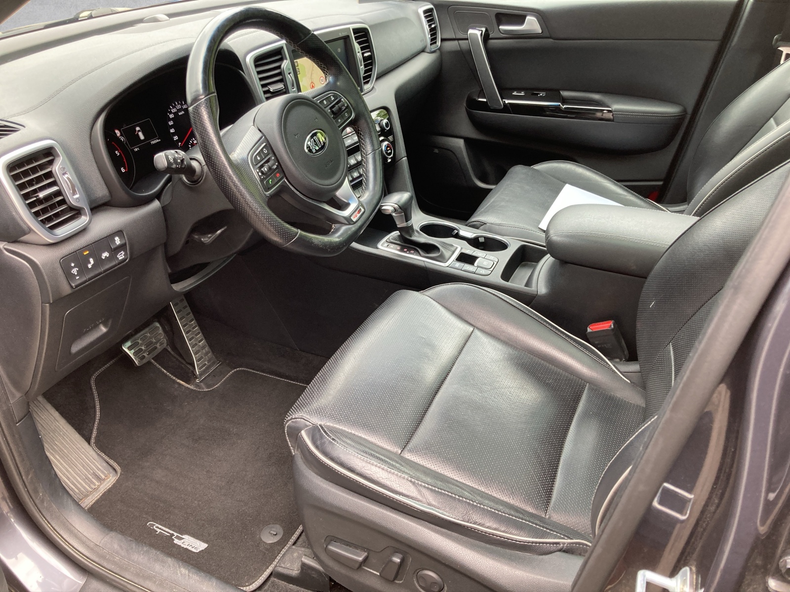 KIA Sportage 2.0CRDi Style GT Line 4WD Automat-image-6