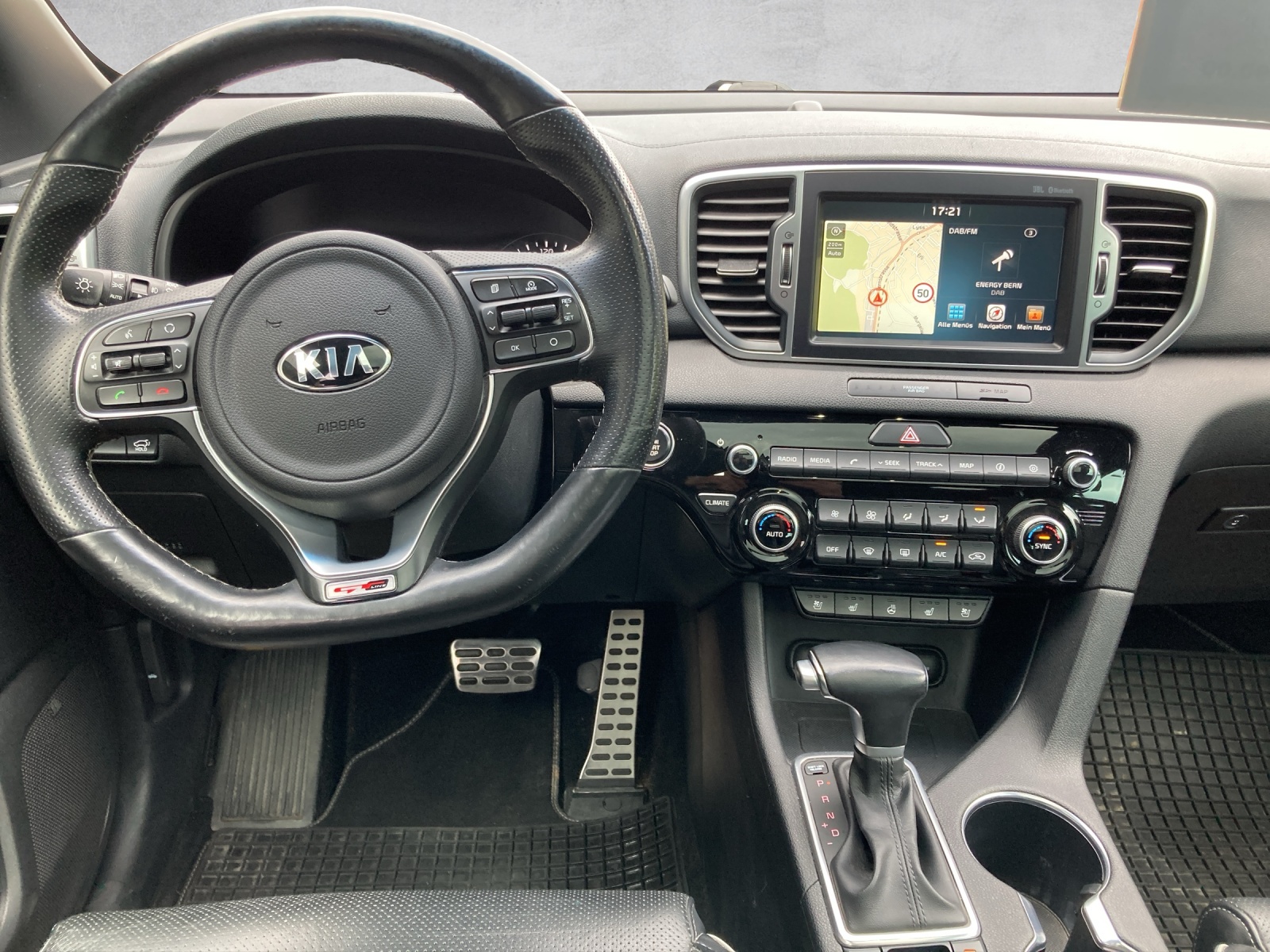 KIA Sportage 2.0CRDi Style GT Line 4WD Automat-image-4