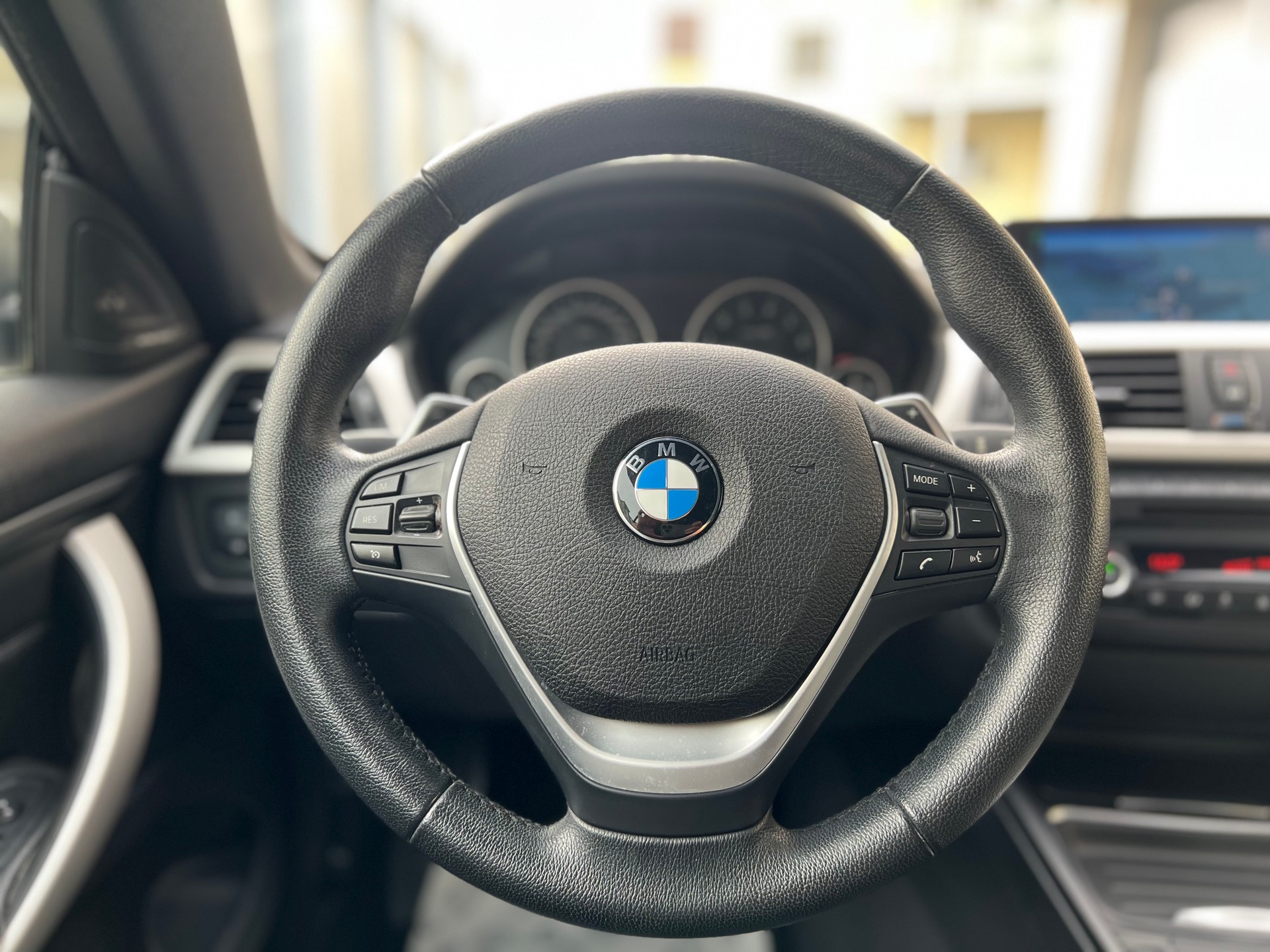 BMW 435i Cabriolet Luxury Line Steptronic-image-18
