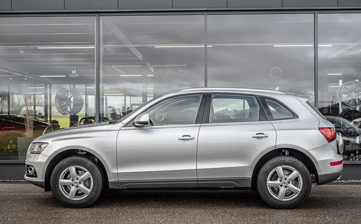AUDI Q5 2.0 TDI quattro-image-6