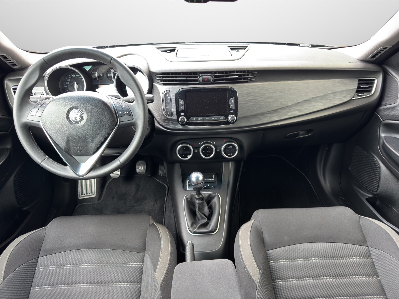 ALFA ROMEO Giulietta 1.4 TB TI-image-9