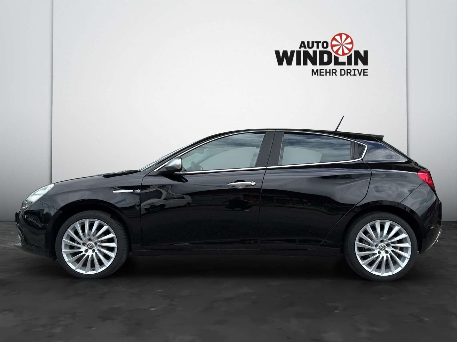 ALFA ROMEO Giulietta 1.4 TB TI-showroom-element-2