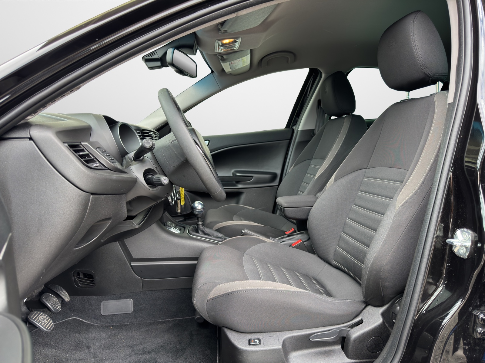 ALFA ROMEO Giulietta 1.4 TB TI-image-4