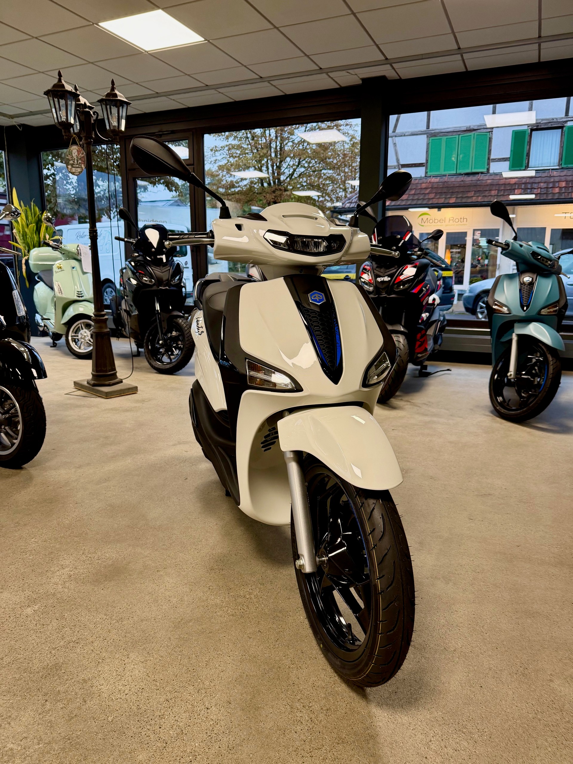PIAGGIO Sport-image-0