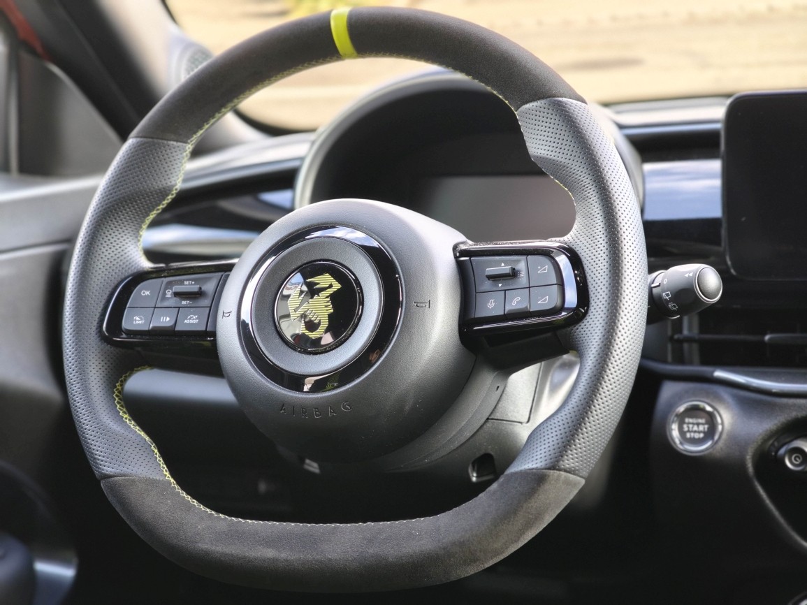 FIAT Abarth 600e Turismo-image-11