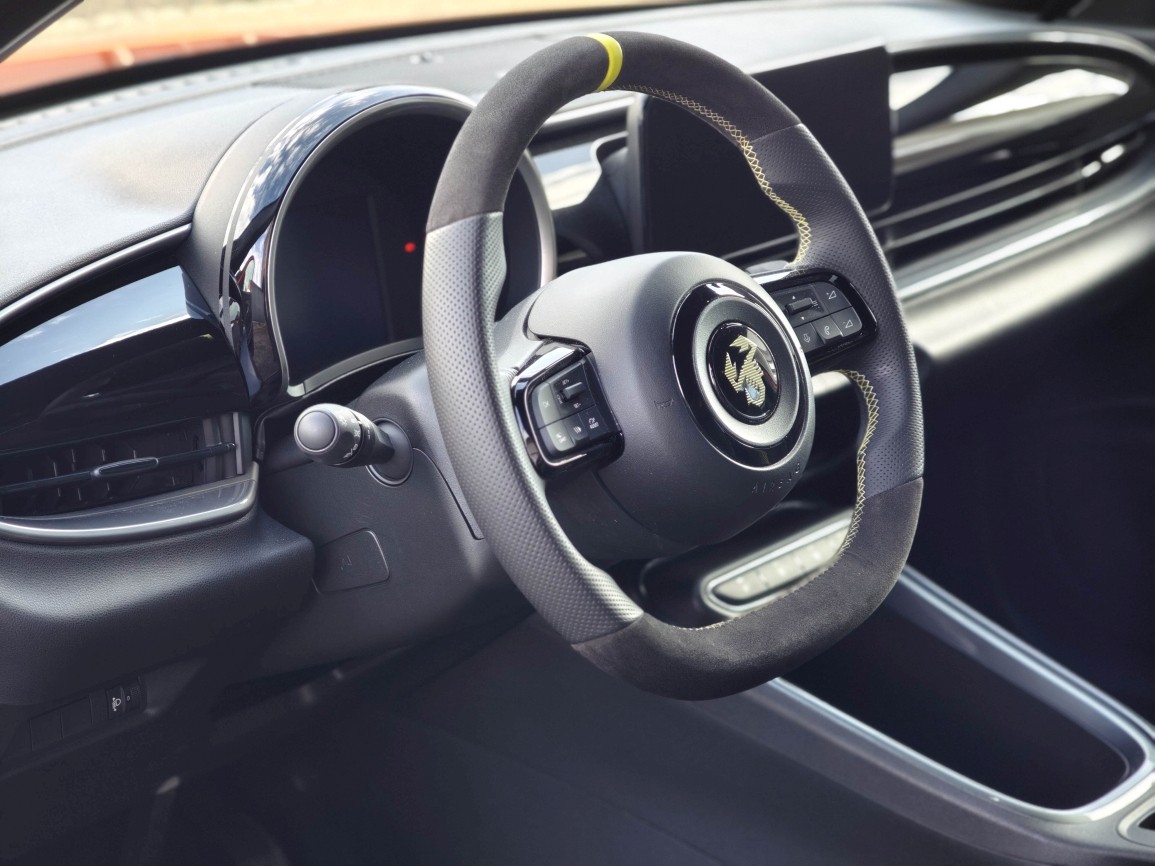 FIAT Abarth 600e Turismo-image-6