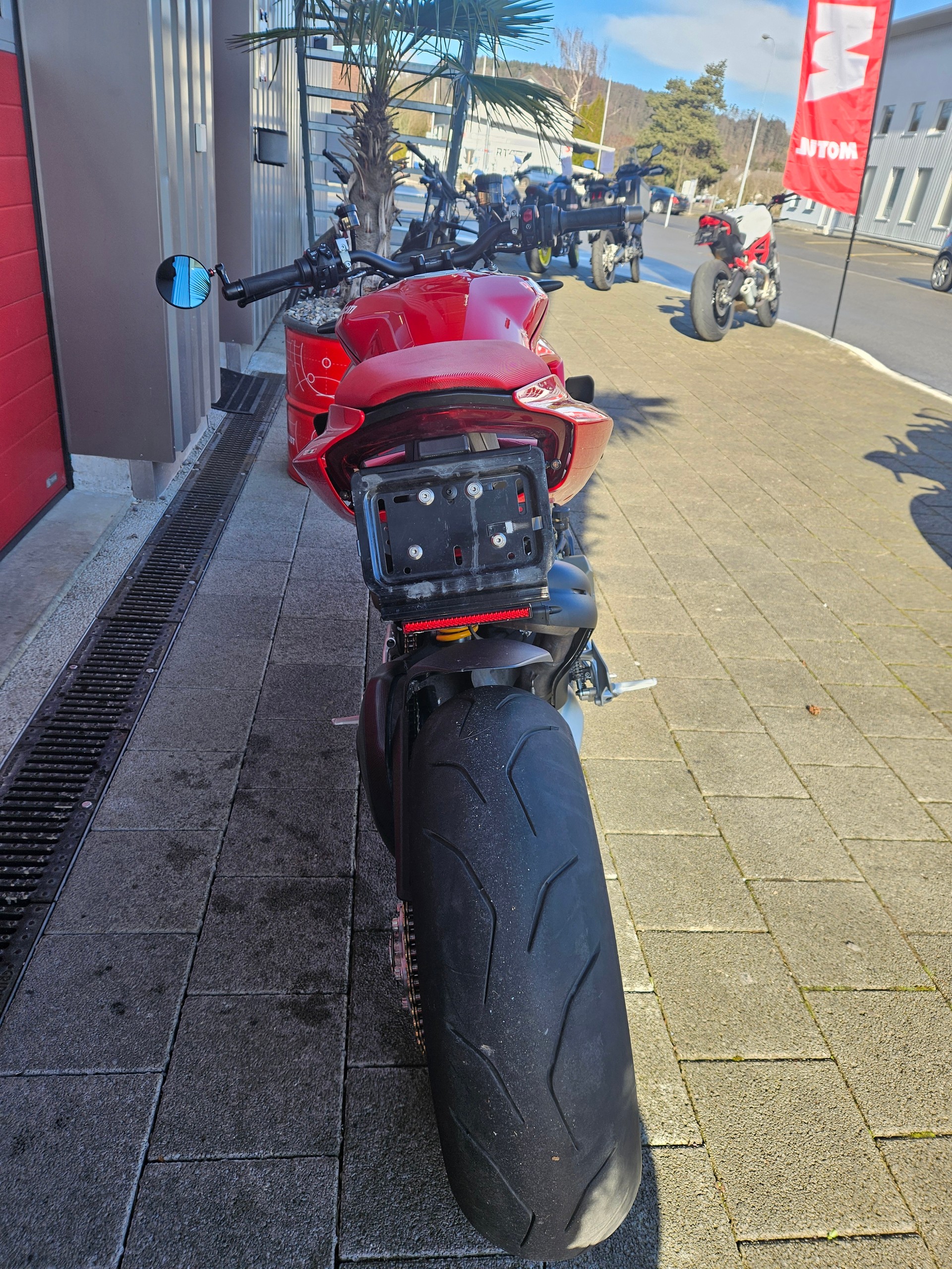 DUCATI Streetfighter V4 S-image-6