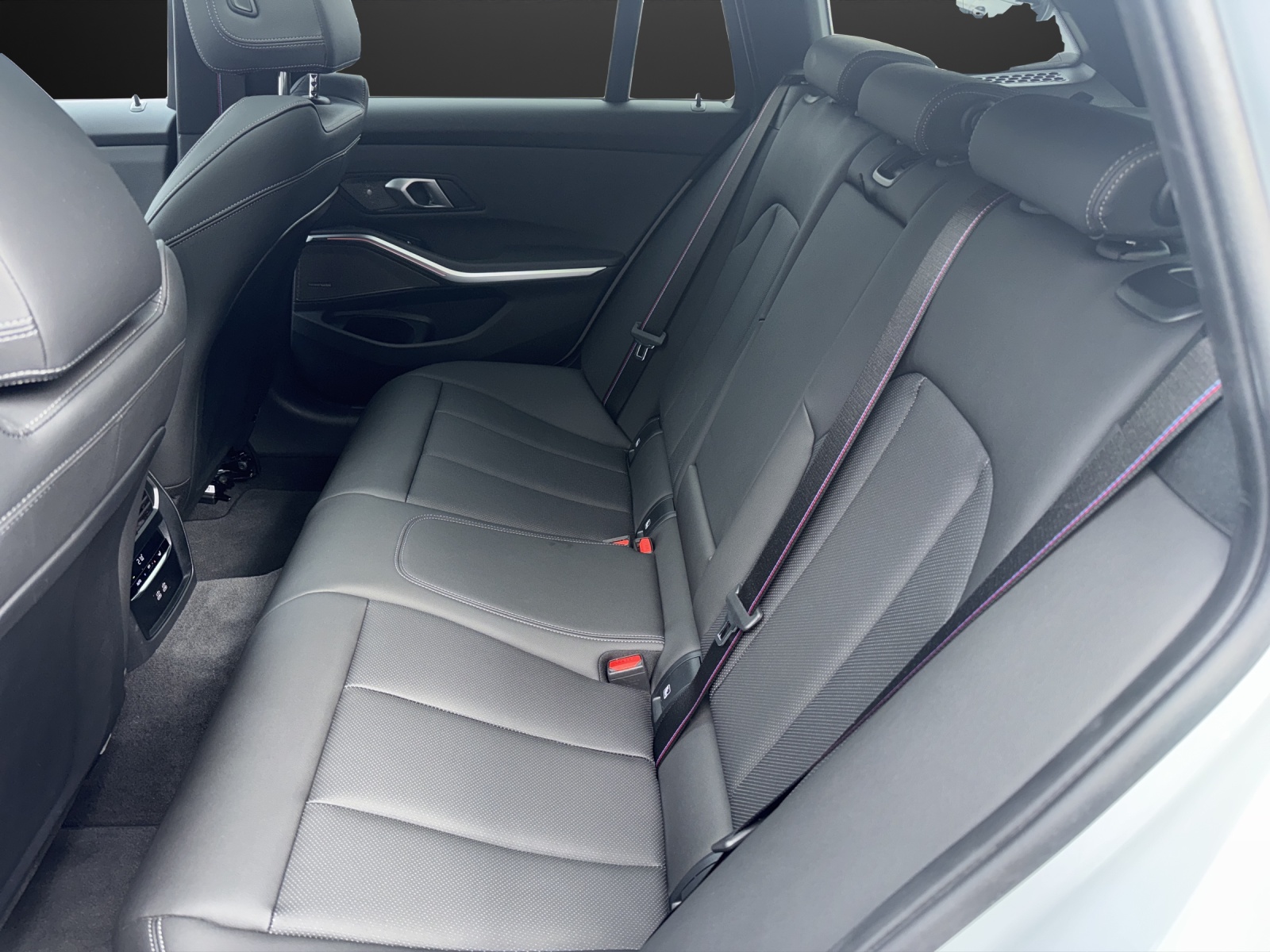 BMW M340i xDrive 48V Touring Steptronic M Sport Pro-image-8