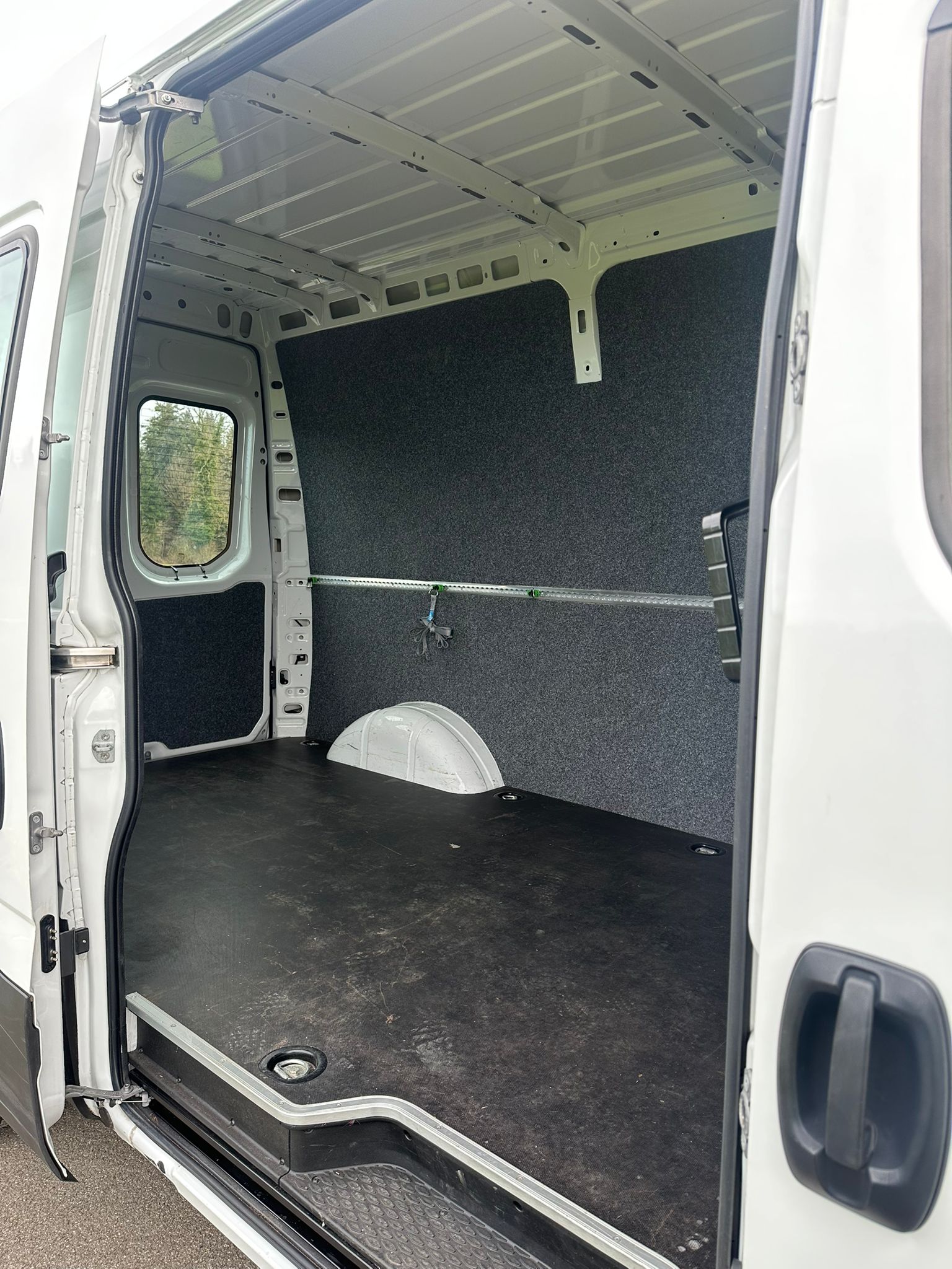 IVECO 35 S 14 NA8 V-image-10